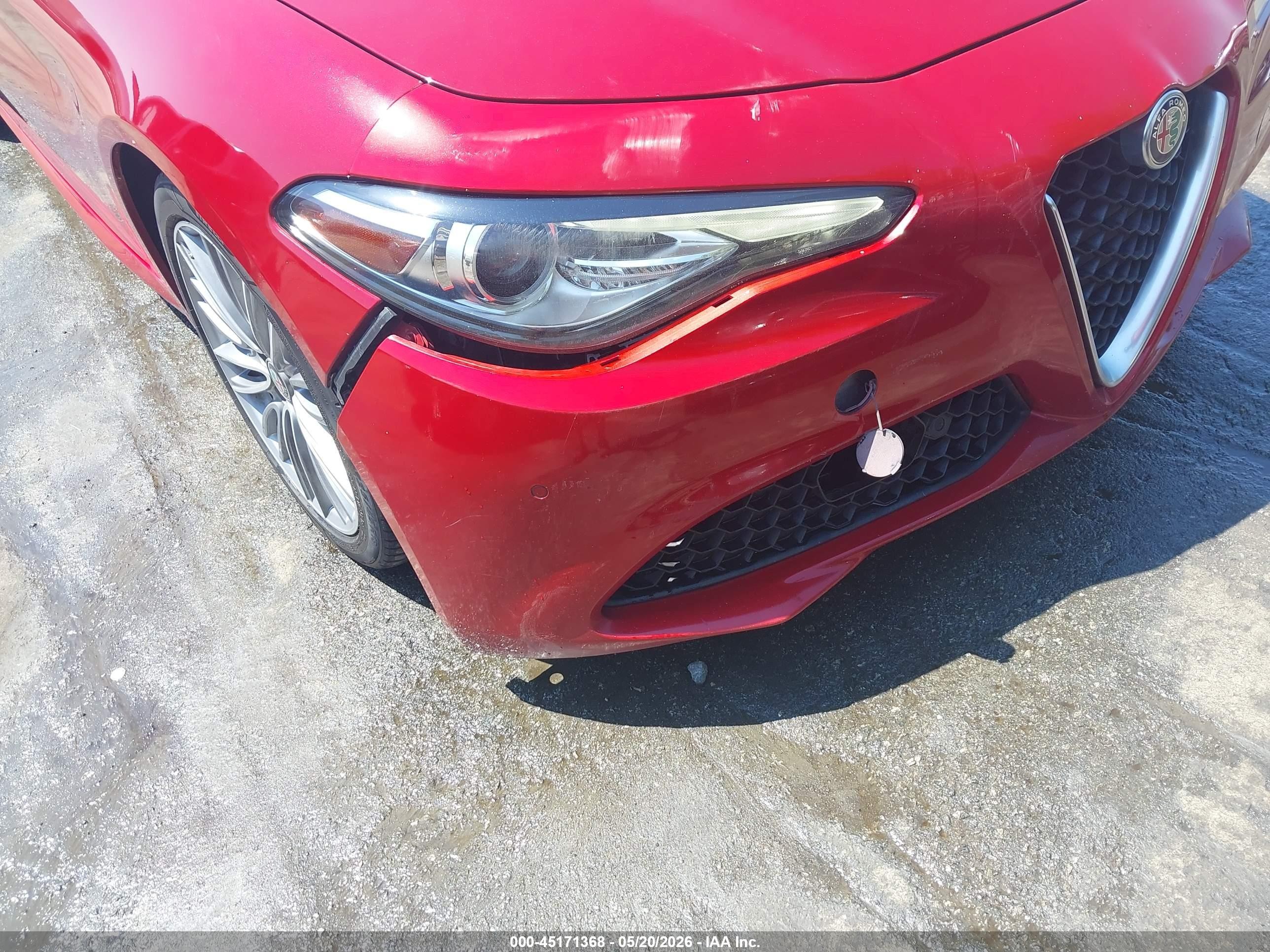 2017 Alfa romeo Giulia VIN ZARFAECN4H7557448 IAAI salvage auction — Unknown, Salvage (North Carolina), sold $3,300 on 2026-09-03 (photo 6)