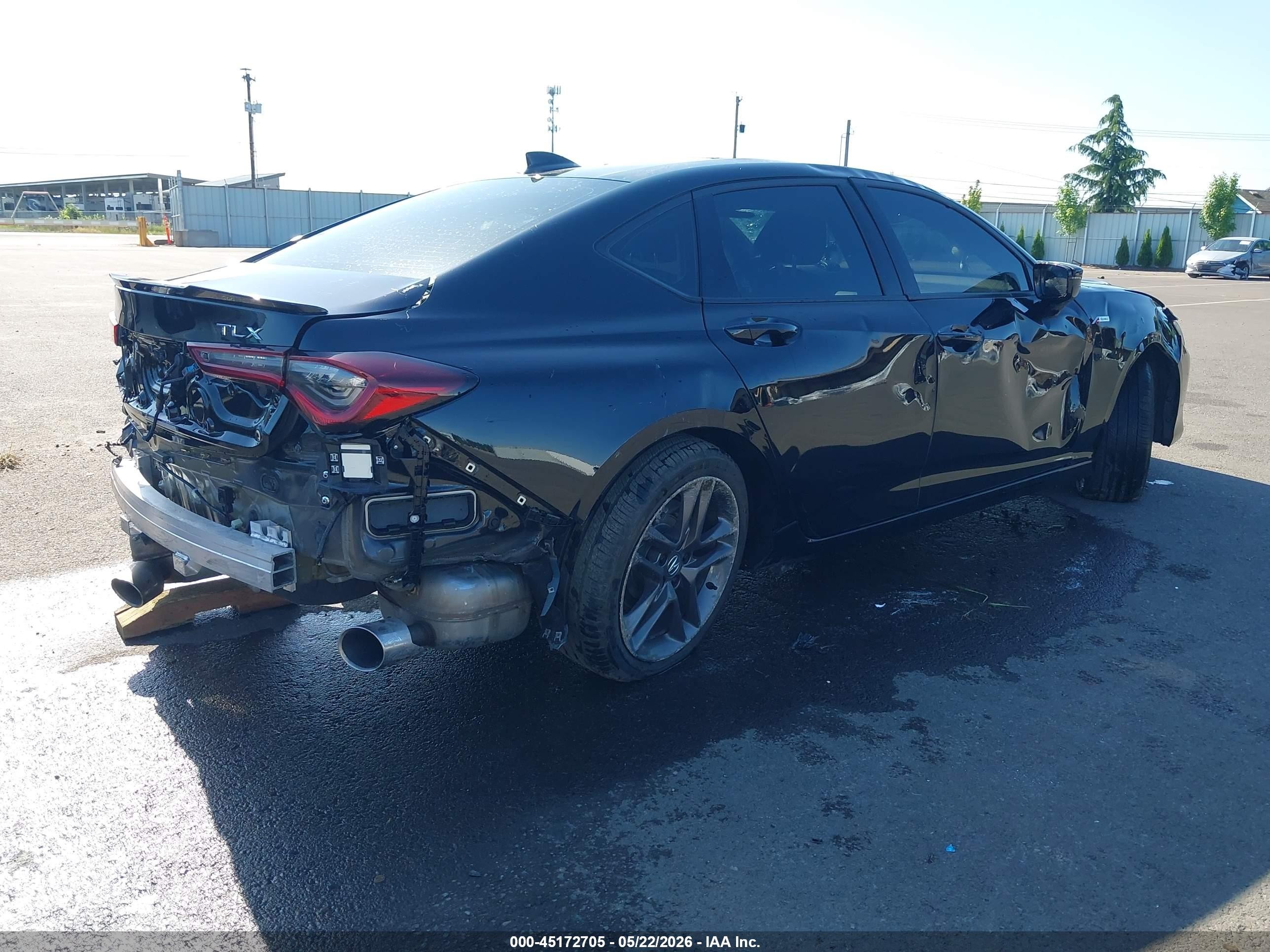 2025 Acura TLX VIN 19UUB6F58SA003809 IAAI salvage auction — Front & Rear, Salvage (Oregon), sold $3,000 on 2026-09-12 (photo 4)