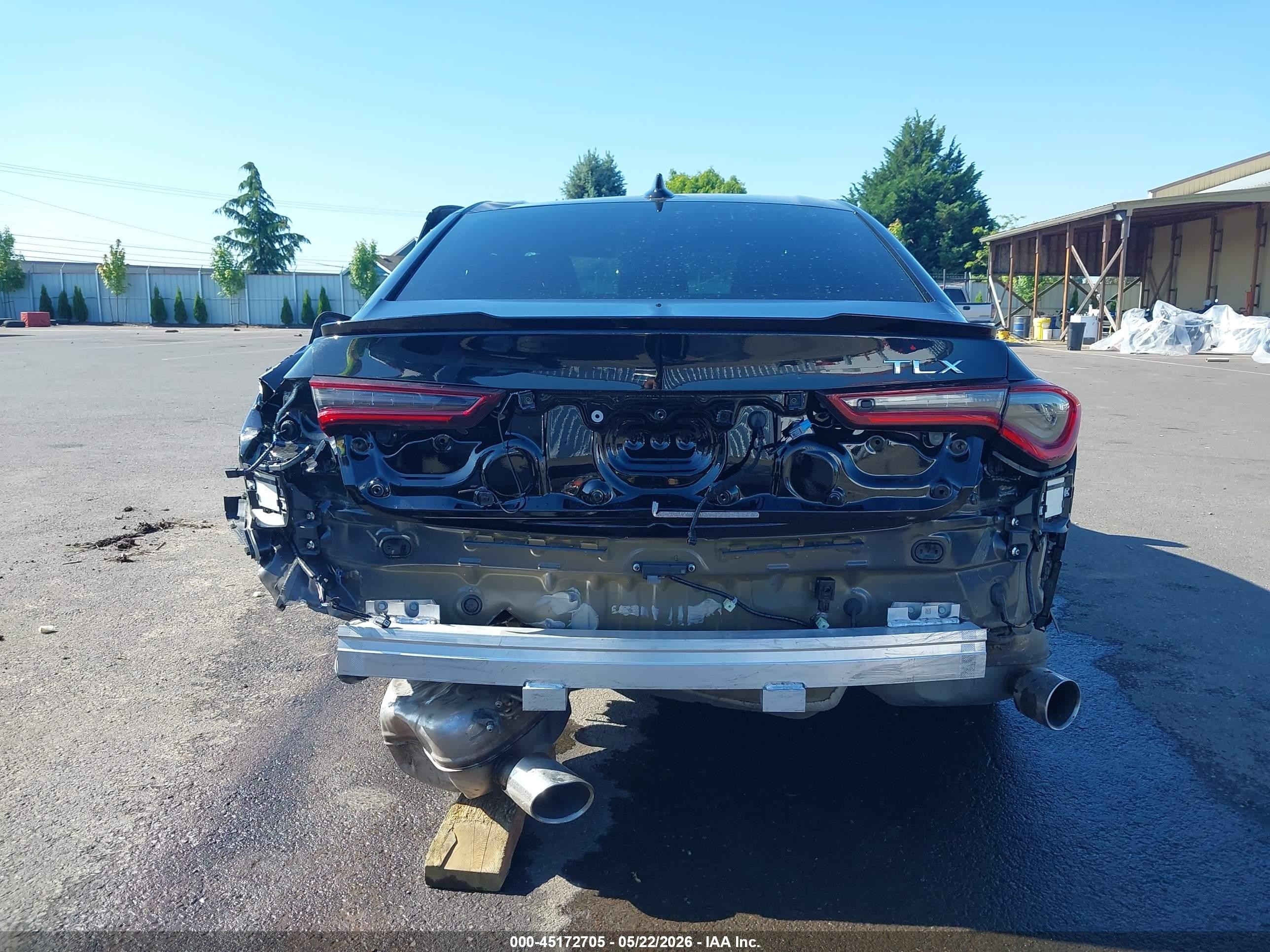 2025 Acura TLX VIN 19UUB6F58SA003809 IAAI salvage auction — Front & Rear, Salvage (Oregon), sold $3,000 on 2026-09-12 (photo 6)