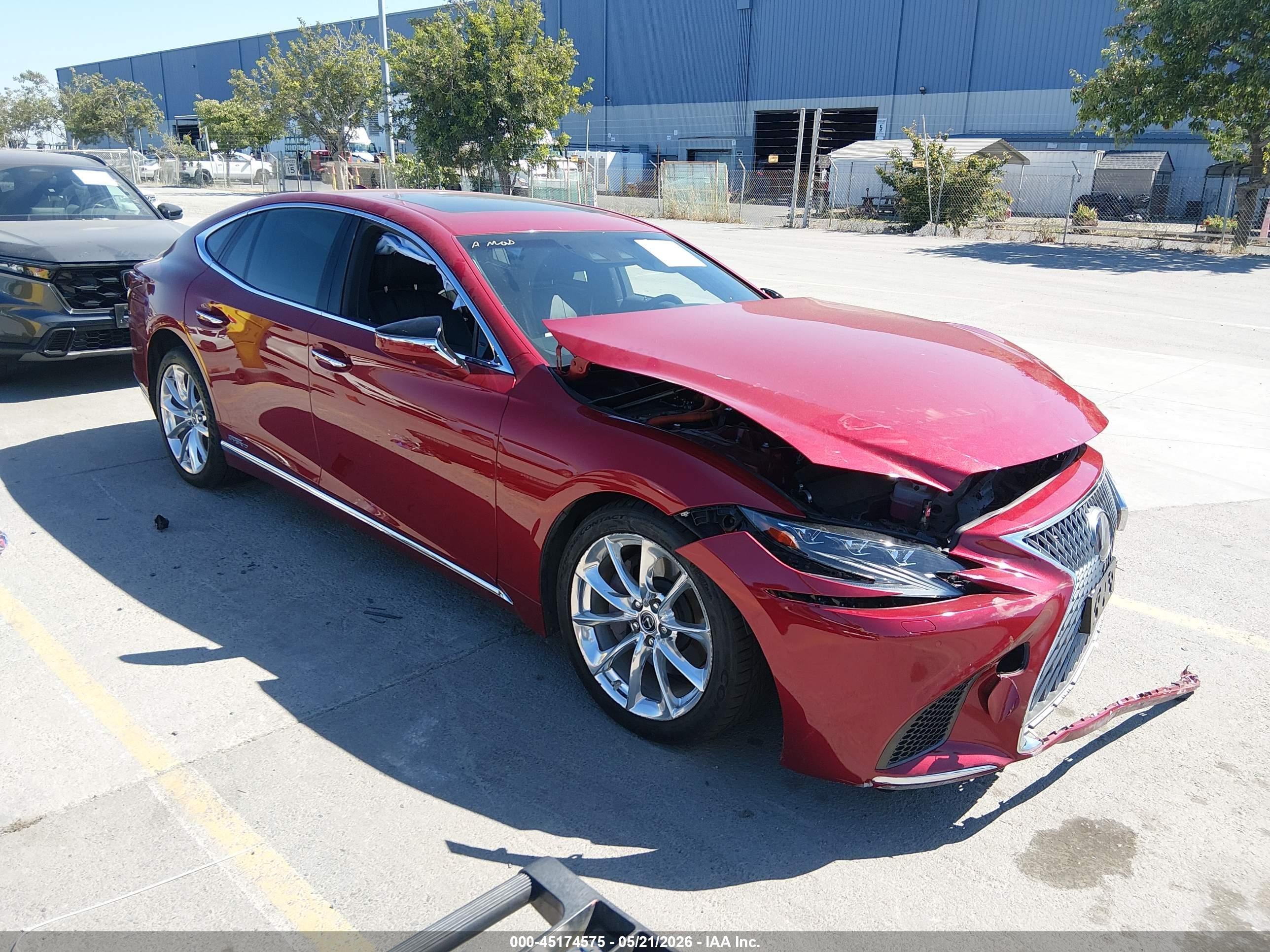 2020 Lexus LS 500h VIN JTHEYLFF3L5010135 — IAAI salvage auction photo