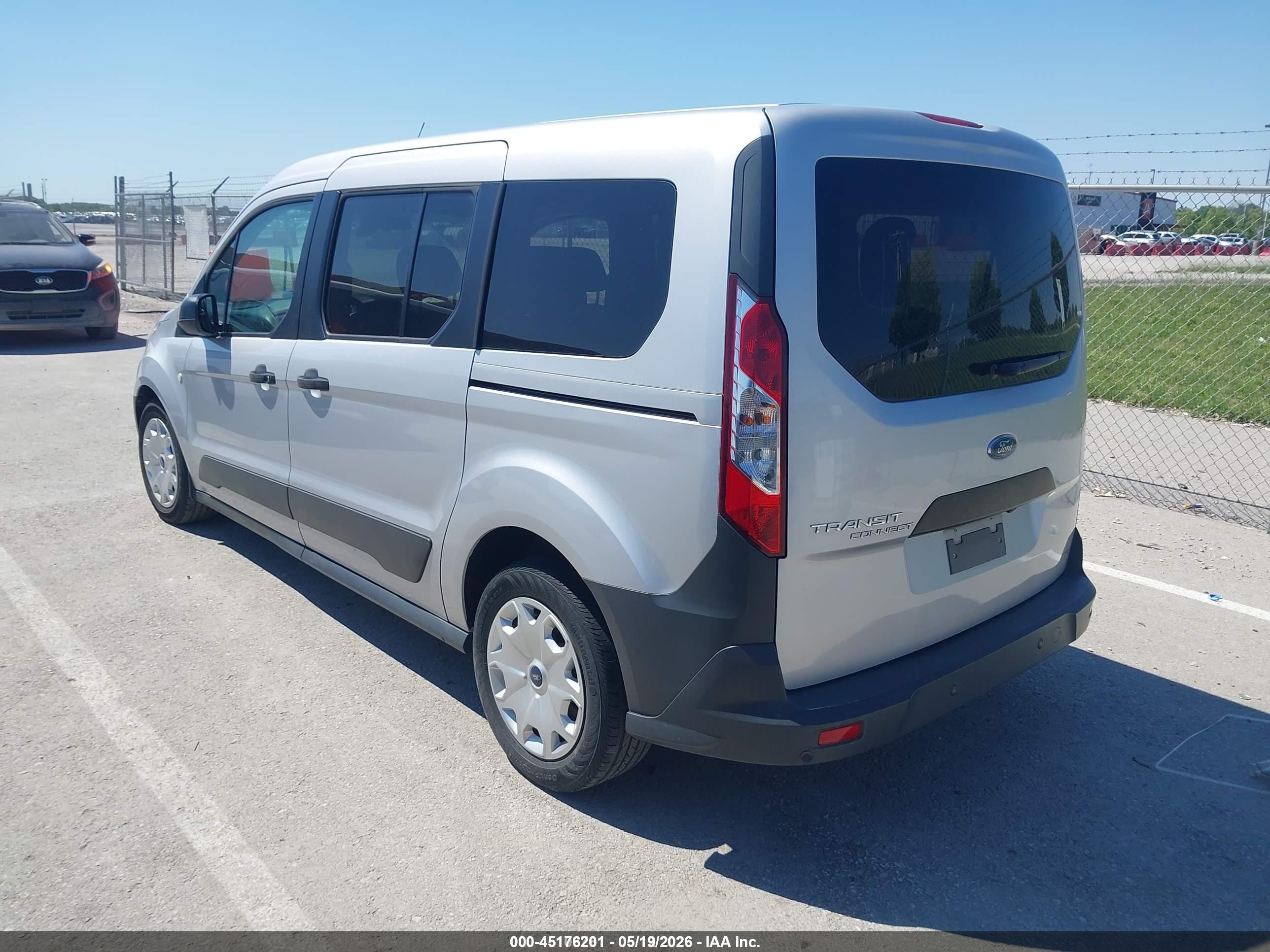 2018 Ford Transit Connect VIN NM0GE9E77J1376360 IAAI salvage auction — Normal Wear, SF97 (Illinois), sold $12,475 on 2026-07-09 (photo 3)