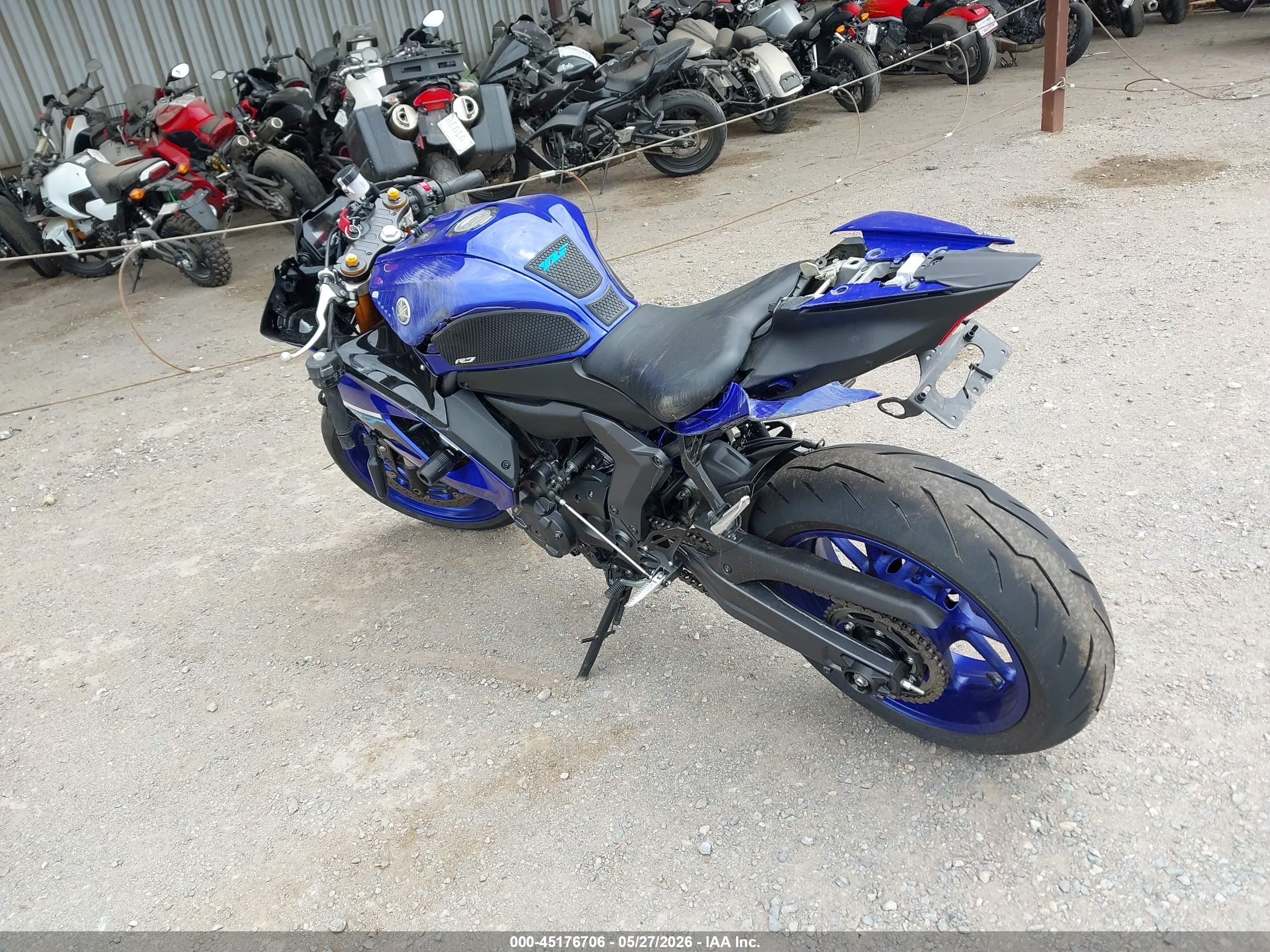 2025 Yamaha Yzf VIN JYARM38Y3SA004267 IAAI salvage auction — Rear End, Salvage (California), sold $3,300 on 2026-09-13 (photo 3)