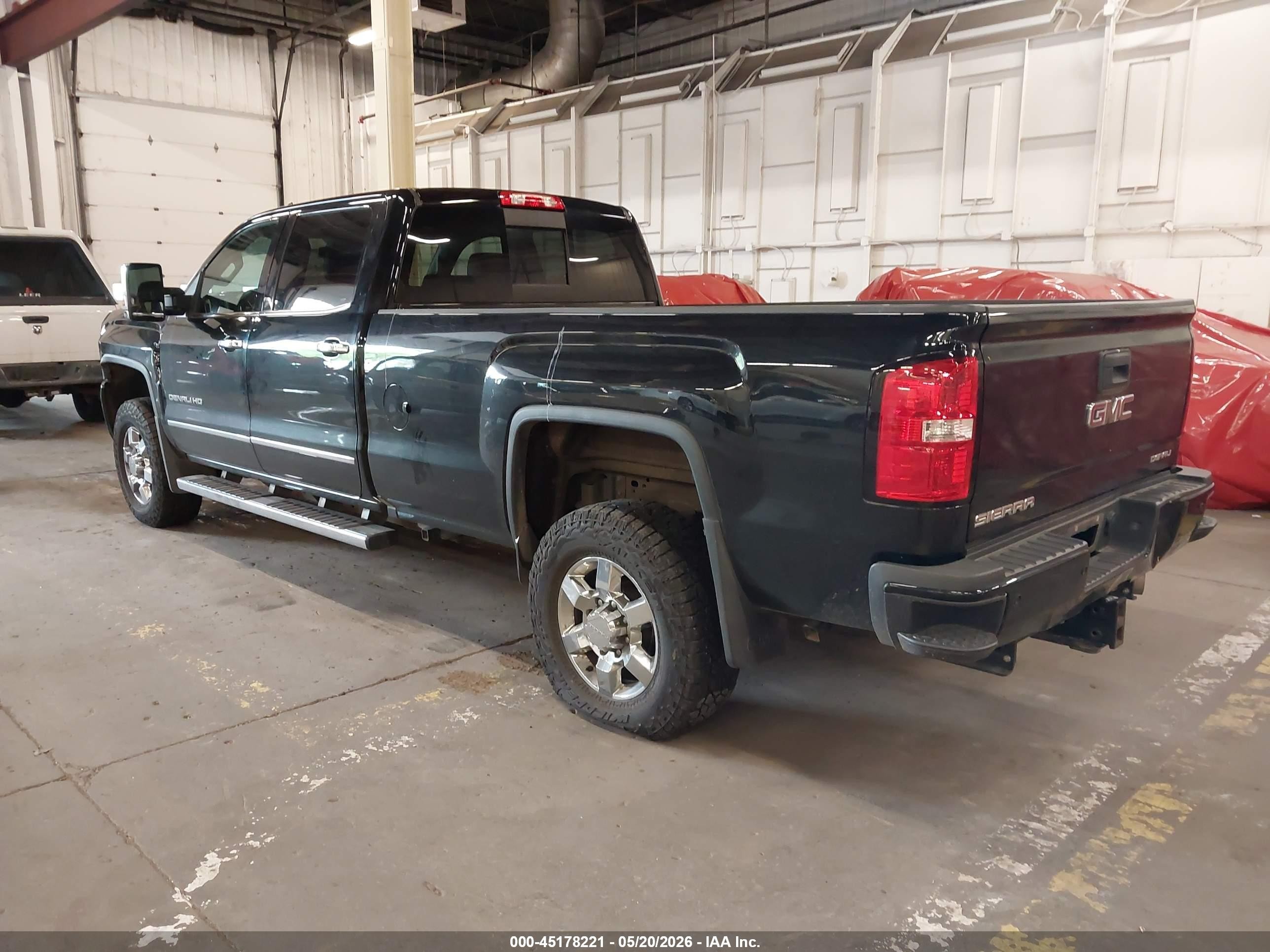 2018 Gmc VIN 1GT42YEY3JF233619 IAAI salvage auction — Front End, Salvage (Oregon), sold $17,050 on 2026-07-09 (photo 3)