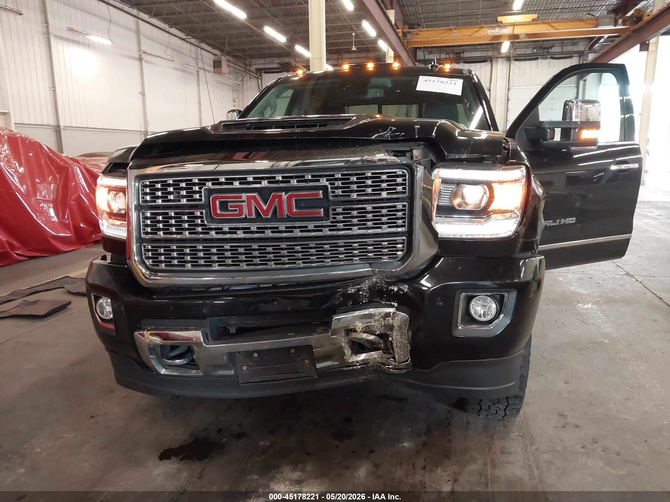 2018 Gmc VIN 1GT42YEY3JF233619 IAAI salvage auction — Front End, Salvage (Oregon), sold $17,050 on 2026-07-09 (photo 6)