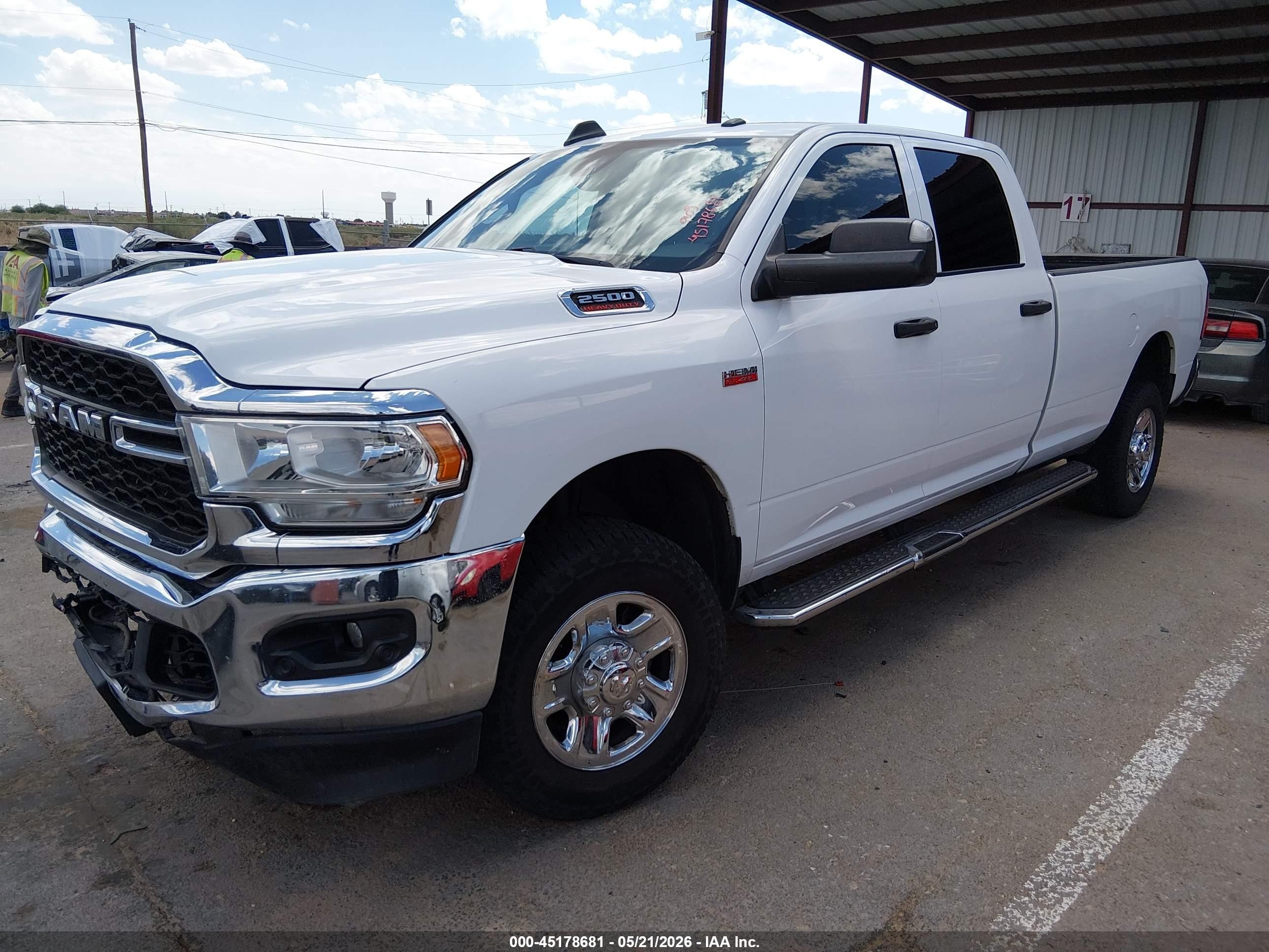 2022 Ram 2500 VIN 3C6UR5HJ3NG139339 IAAI salvage auction — Unknown, Salvage (Texas), sold $8,000 on 2026-09-25 (photo 2)