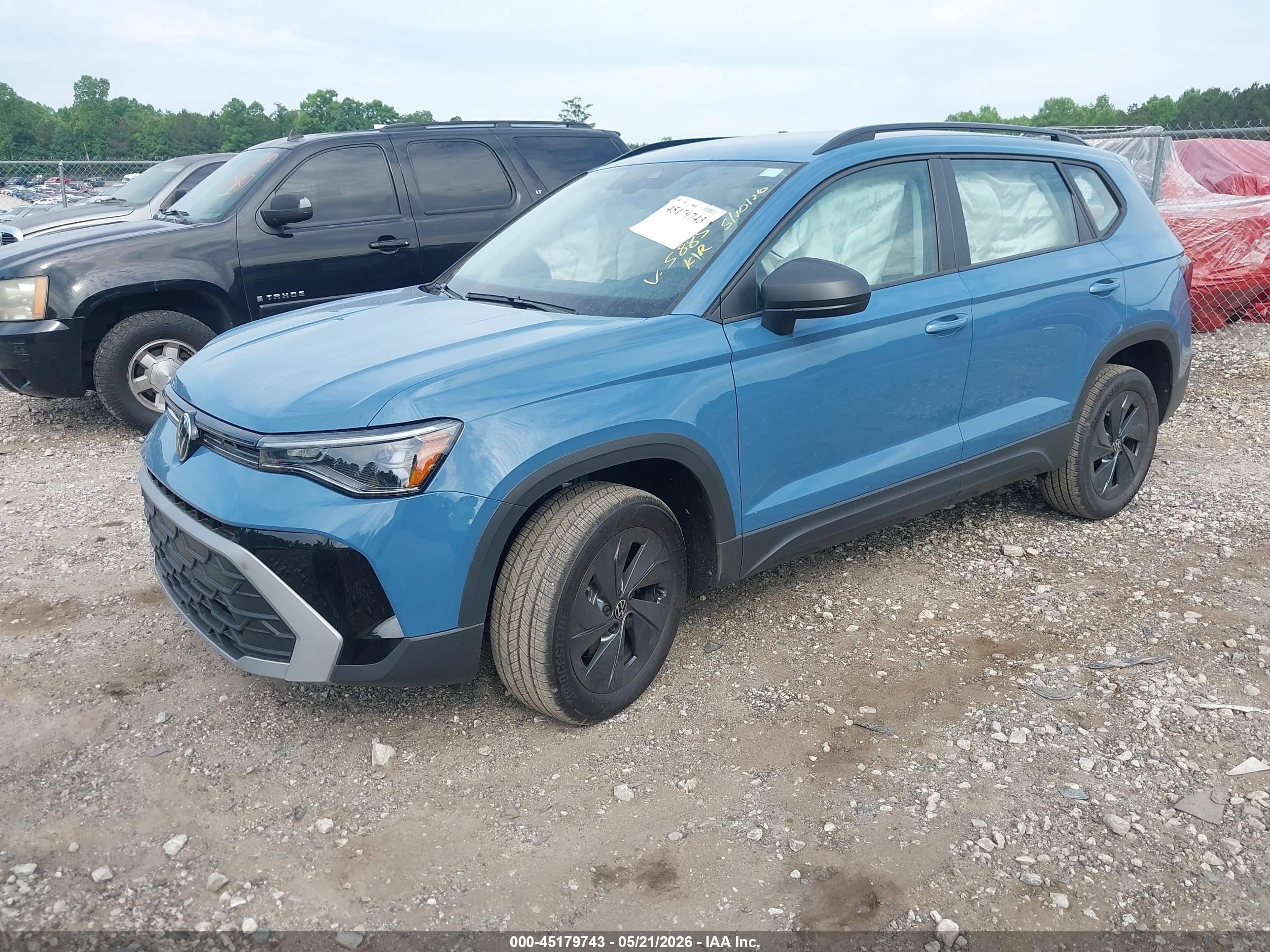 2026 Volkswagen Taos VIN 3VV5C7B25TM065885 IAAI salvage auction — Side, Salvage (Georgia), sold $7,700 on 2026-09-06 (photo 2)