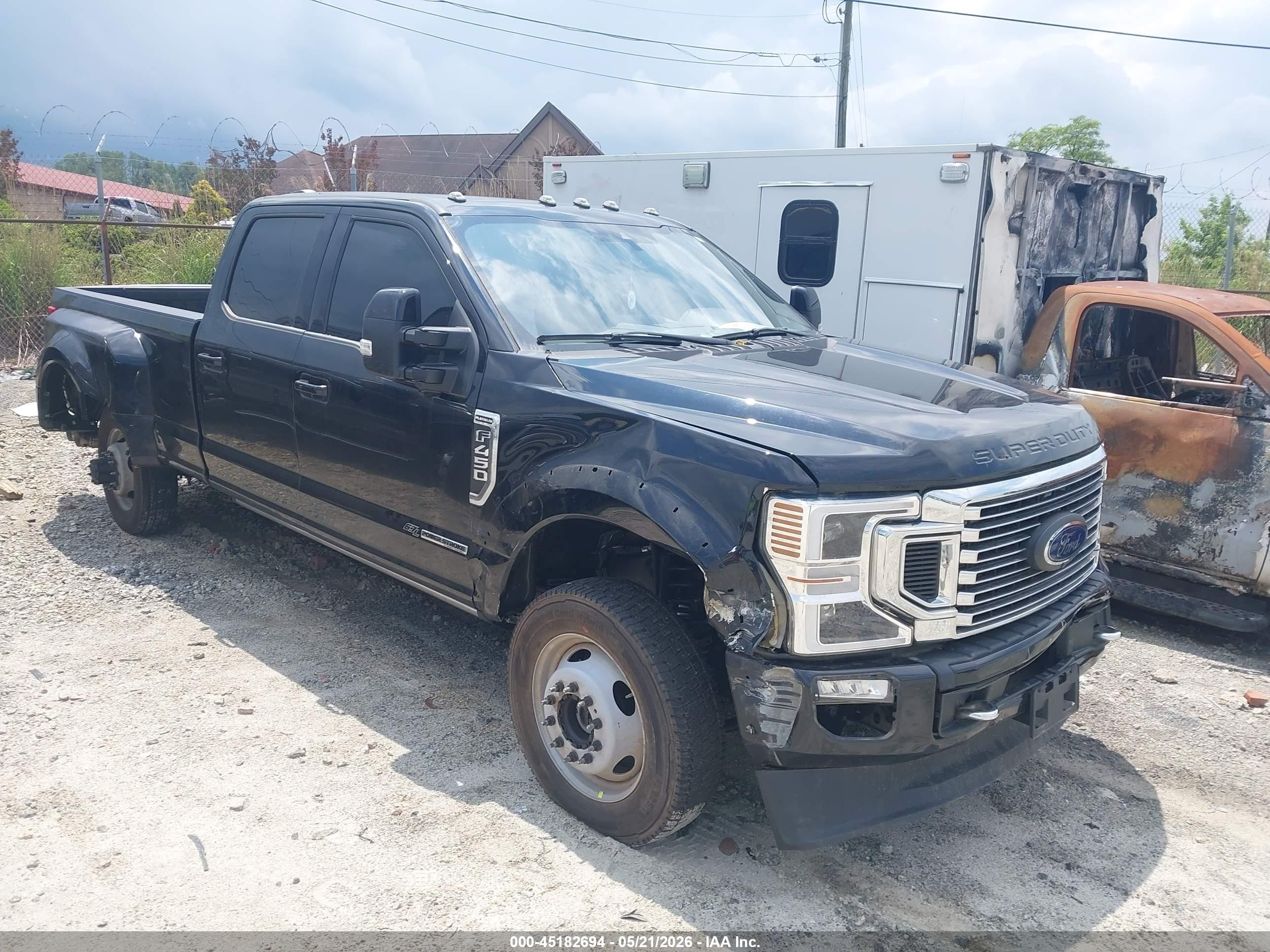 2022 Ford F-450 VIN 1FT8W4DT4NEF97208 — IAAI salvage auction photo