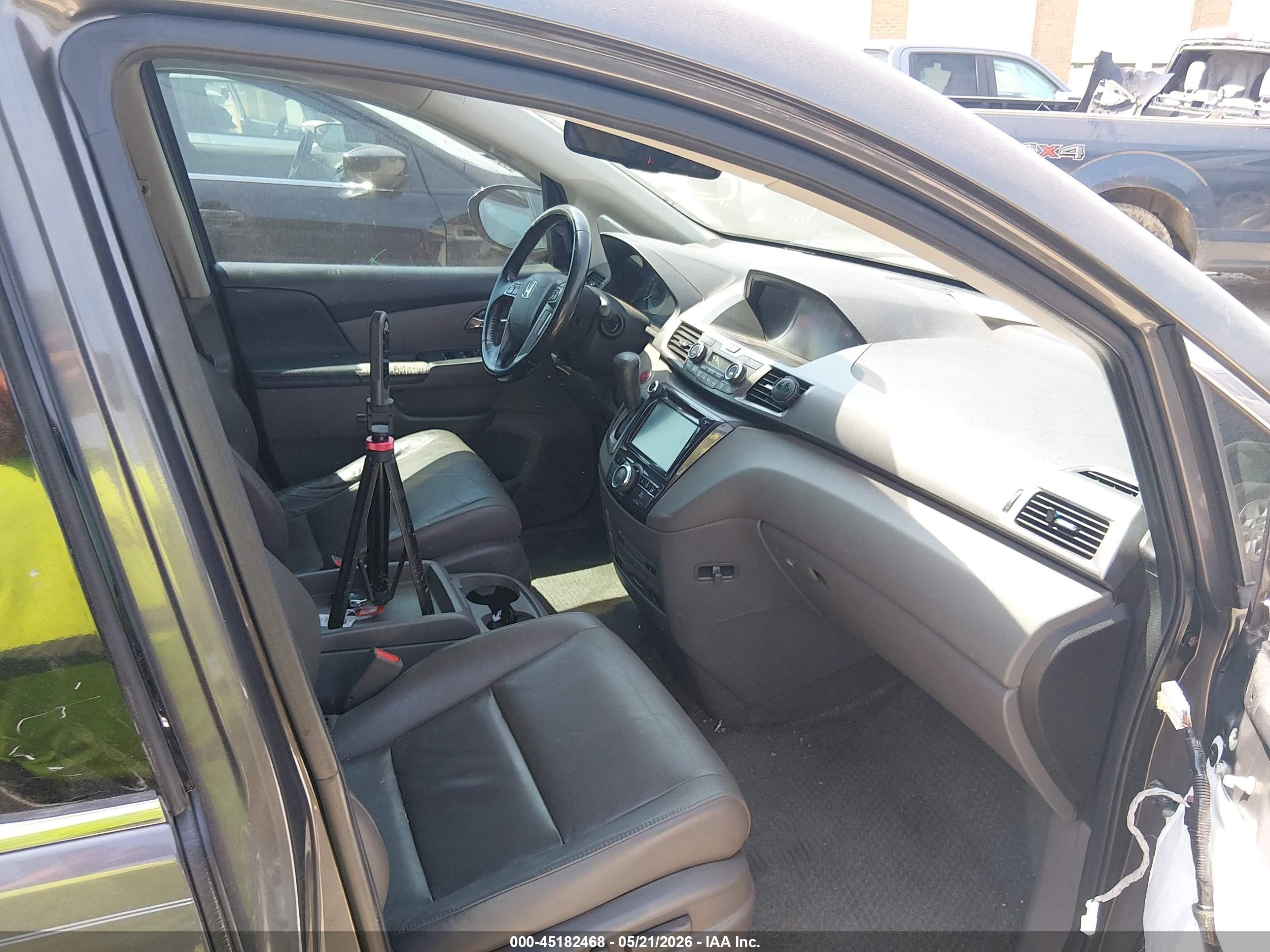 2014 Honda Odyssey VIN 5FNRL5H90EB105029 IAAI salvage auction — Front End, Salvage (North Carolina), sold $1,500 on 2026-07-12 (photo 5)