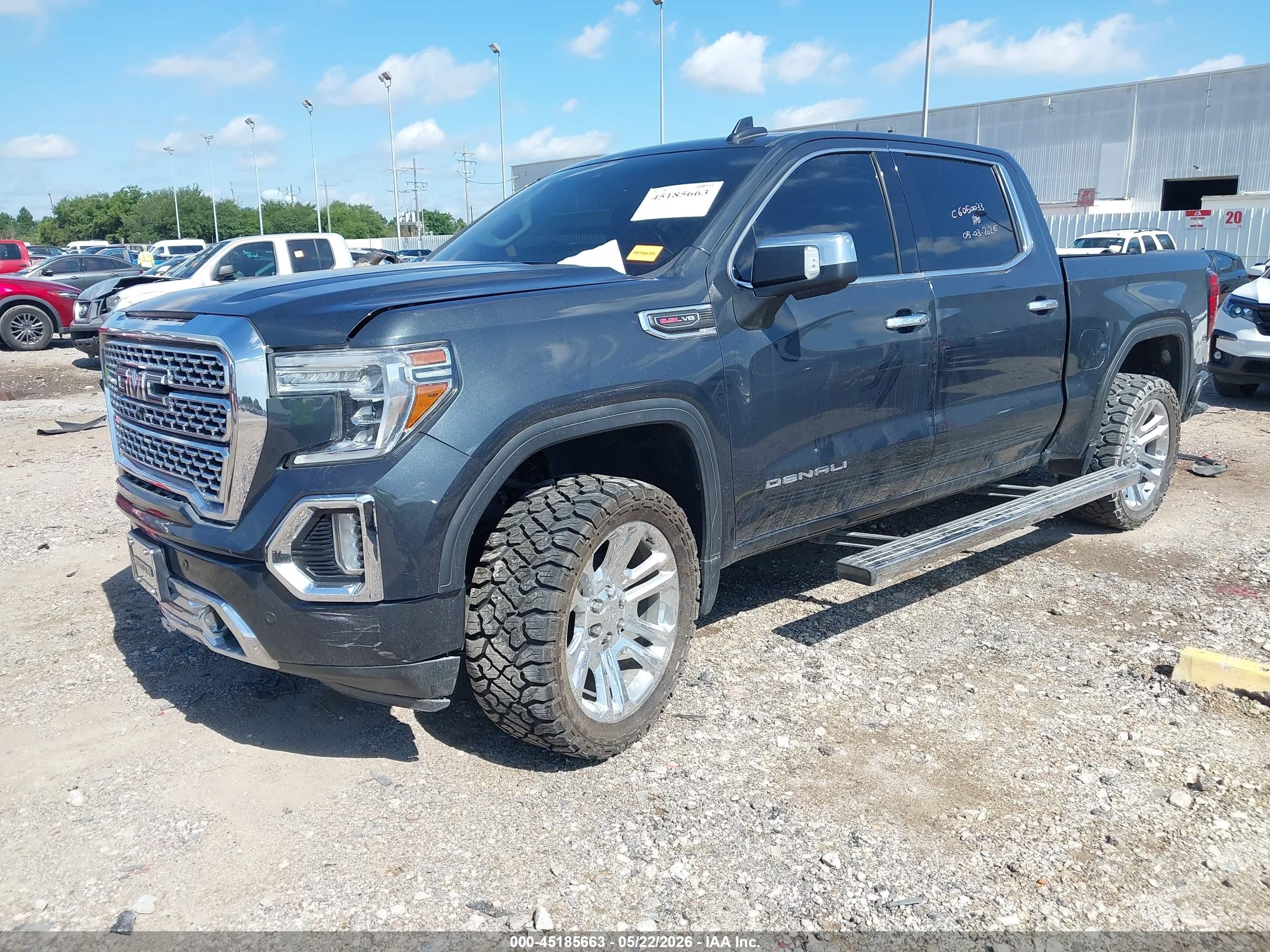 2021 GMC Sierra 1500 VIN 1GTU9FELXMZ236783 IAAI salvage auction — Side, Salvage (Mississippi), sold $13,900 on 2026-09-13 (photo 2)