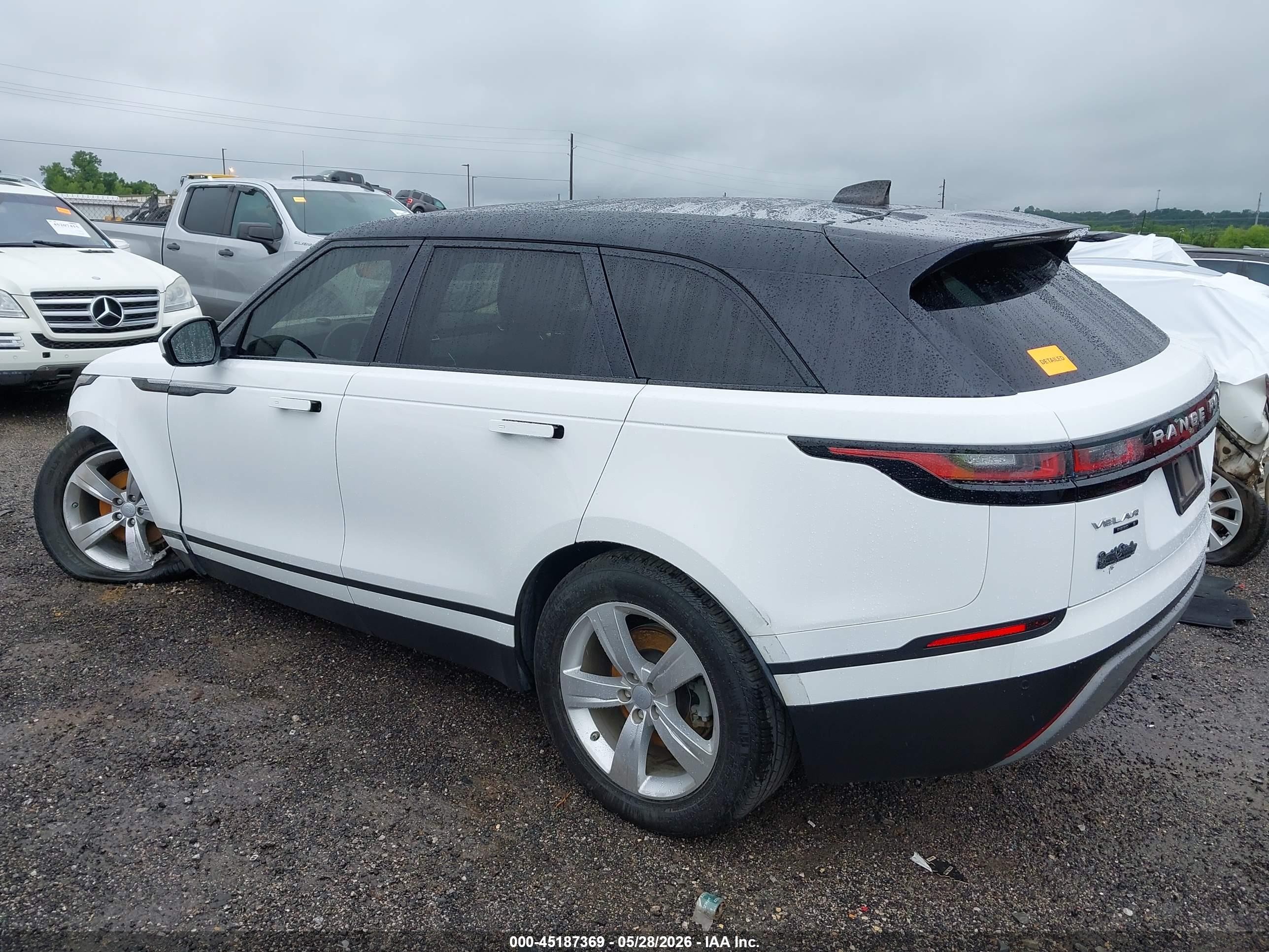 2020 Land rover Range rover velar VIN SALYB2EX6LA269481 IAAI salvage auction — Unknown, Clear (Oklahoma), sold $9,650 on 2026-09-08 (photo 3)