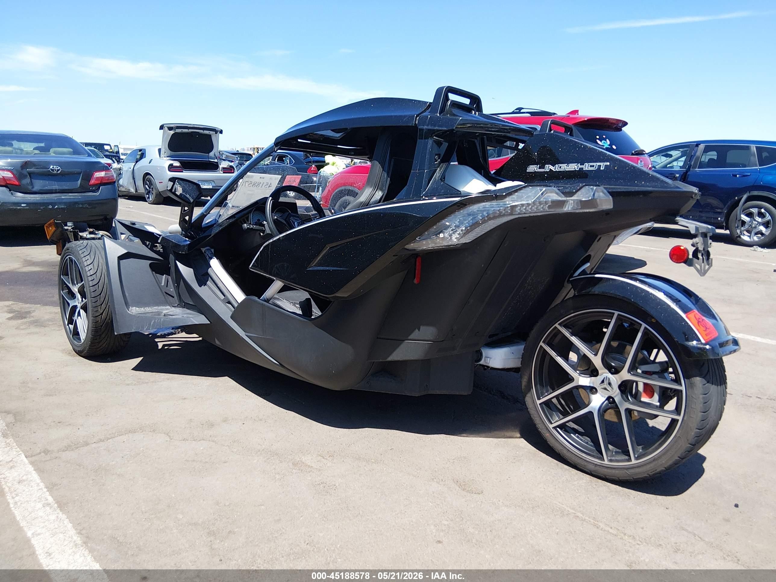 2019 Polaris SLINGSHOT VIN 57XAAPFA0K8135274 IAAI salvage auction — Unknown, Salvage (Arizona), sold $1,000 on 2026-07-07 (photo 3)
