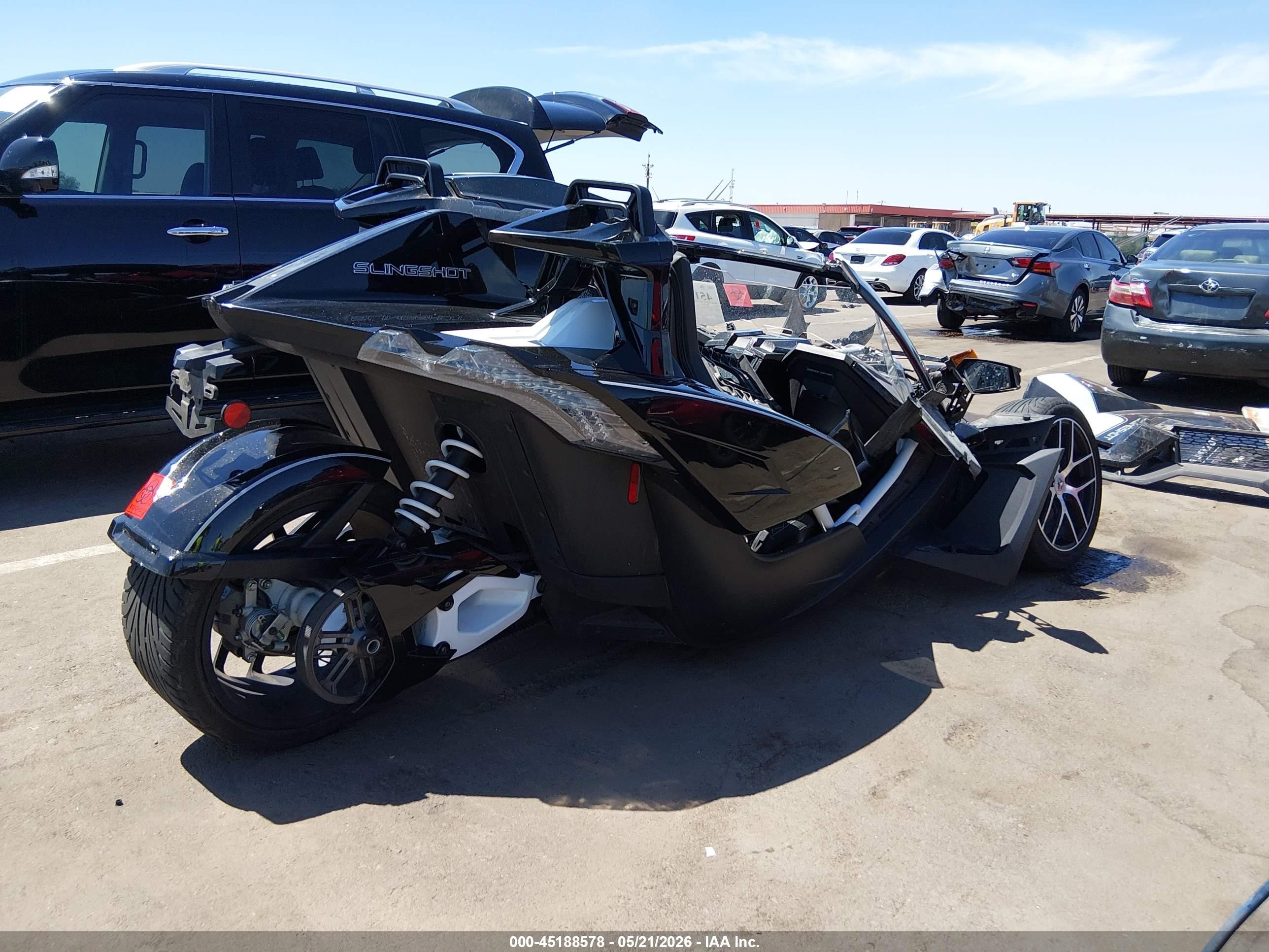 2019 Polaris SLINGSHOT VIN 57XAAPFA0K8135274 IAAI salvage auction — Unknown, Salvage (Arizona), sold $1,000 on 2026-07-07 (photo 4)
