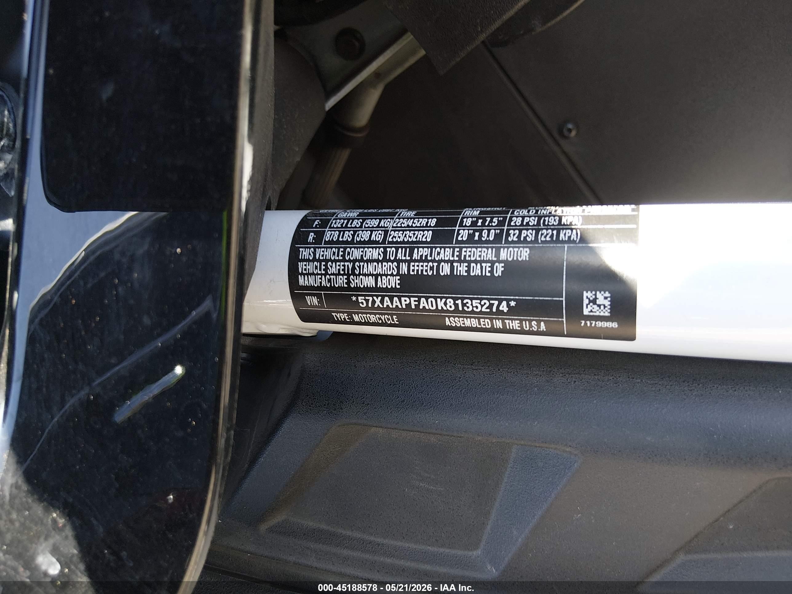 2019 Polaris SLINGSHOT VIN 57XAAPFA0K8135274 IAAI salvage auction — Unknown, Salvage (Arizona), sold $1,000 on 2026-07-07 (photo 9)