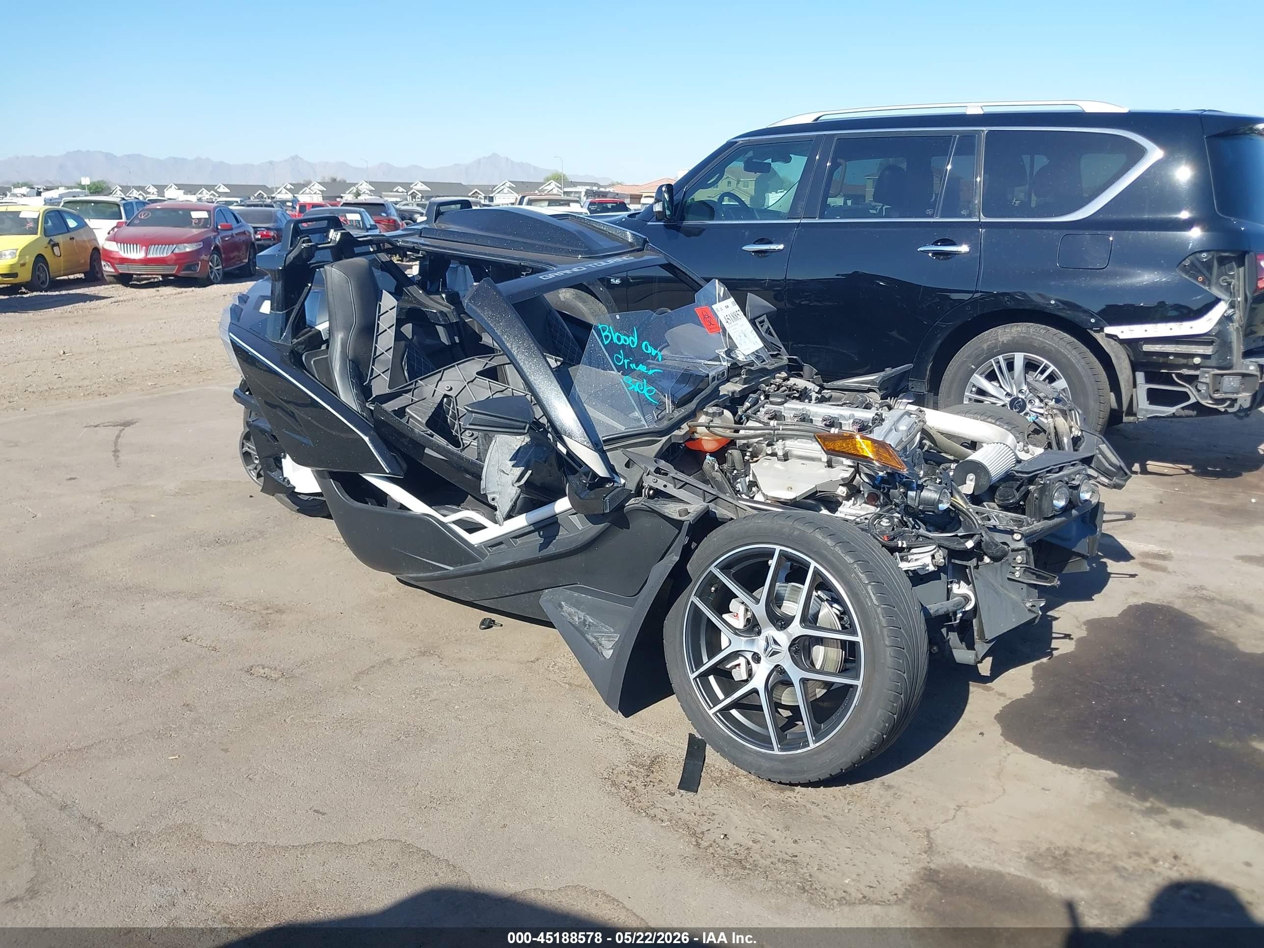 2019 Polaris SLINGSHOT VIN 57XAAPFA0K8135274 — IAAI salvage auction photo