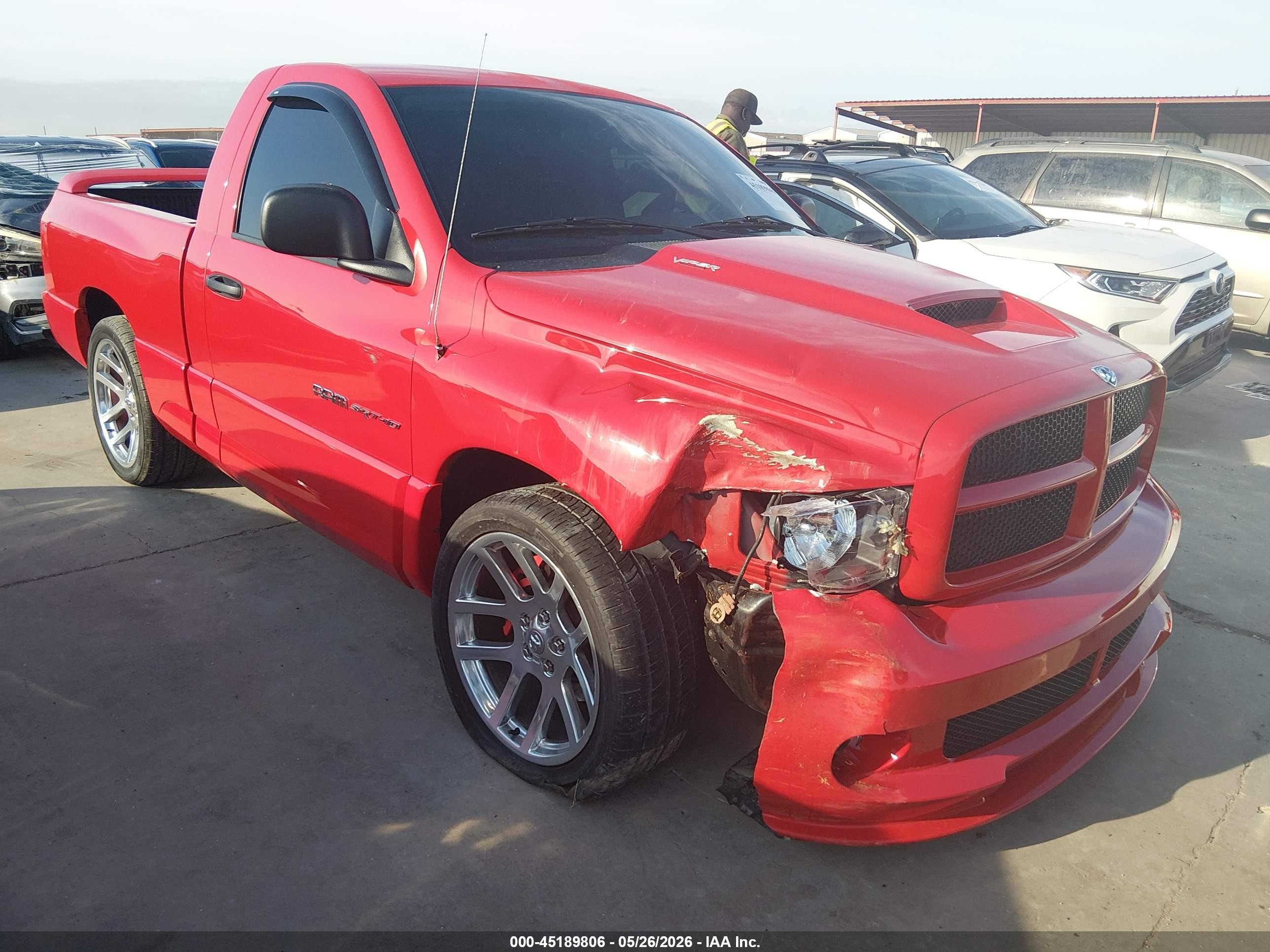 2004 Dodge Ram 1500 VIN 3D7HA16H04G235282 — IAAI salvage auction photo