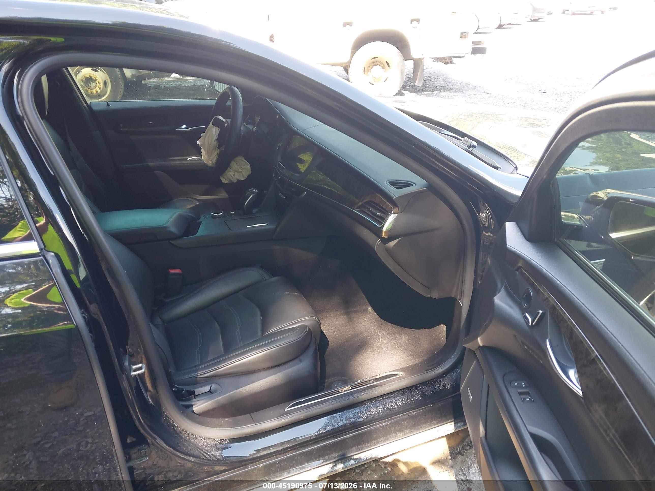 2019 Cadillac CT6 VIN 1G6KD5RS3KU122588 IAAI salvage auction — Unknown, Salvage (Idaho), sold $4,550 on 2026-09-13 (photo 5)