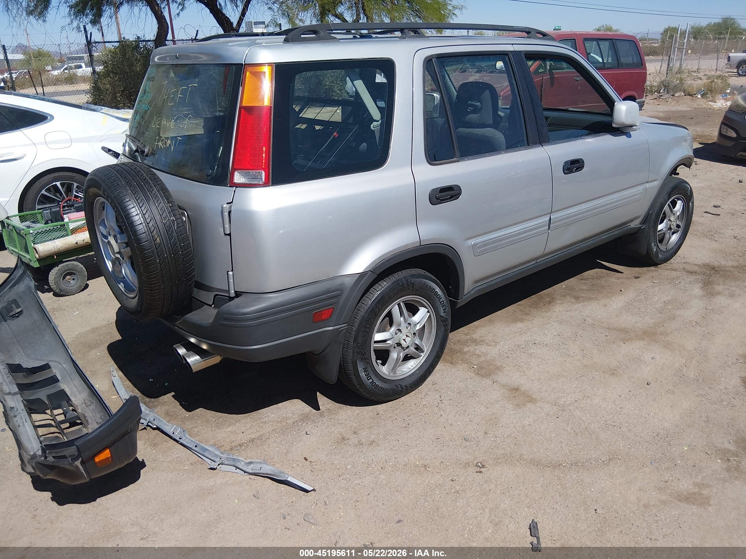 1999 Honda CR-V VIN JHLRD1867XC083867 IAAI salvage auction — Front End, Salvage (Arizona), sold $250 on 2026-07-04 (photo 4)