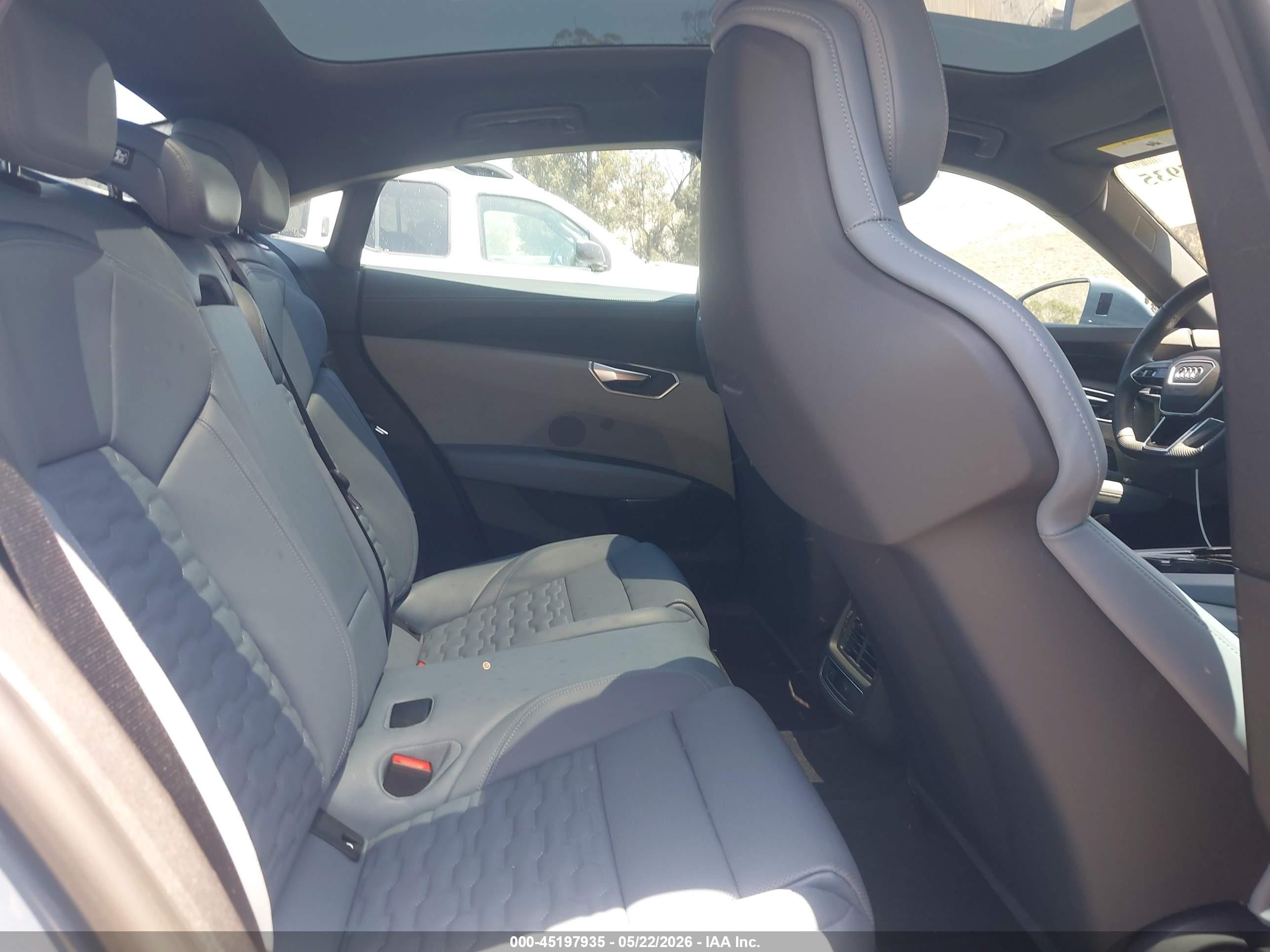 2024 Audi E-tron gt VIN WAUFJBFW1R7004641 IAAI salvage auction — Side, Salvage (California), sold $29,450 on 2026-08-10 (photo 8)