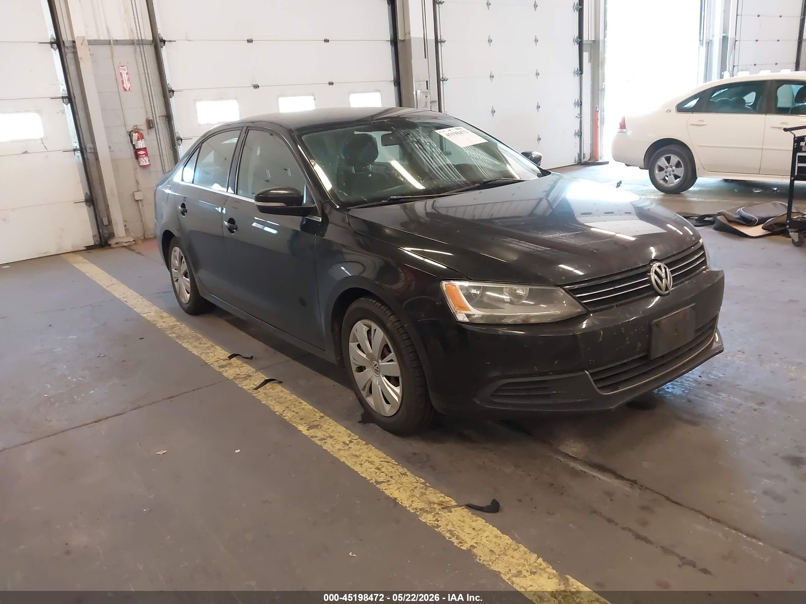 2013 Volkswagen Jetta VIN 3VWDP7AJ5DM292158 IAAI salvage auction — Rear End, Salvage (Oregon), sold $800 on 2026-07-05 (photo 1)