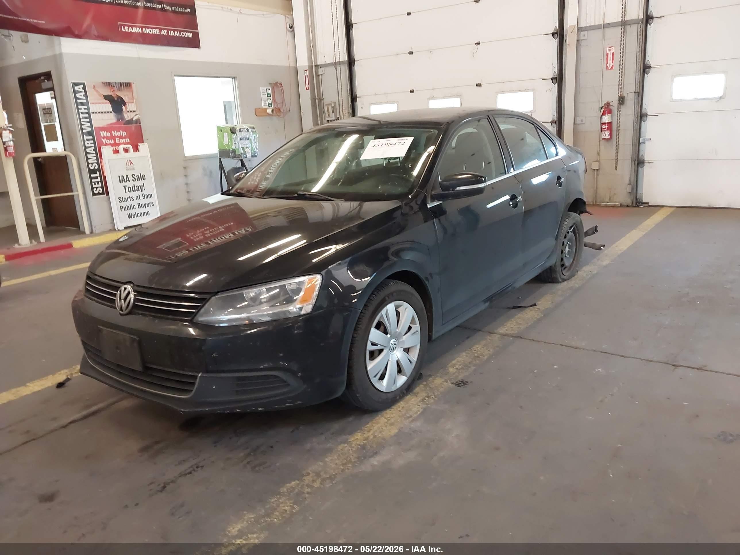 2013 Volkswagen Jetta VIN 3VWDP7AJ5DM292158 IAAI salvage auction — Rear End, Salvage (Oregon), sold $800 on 2026-07-05 (photo 2)
