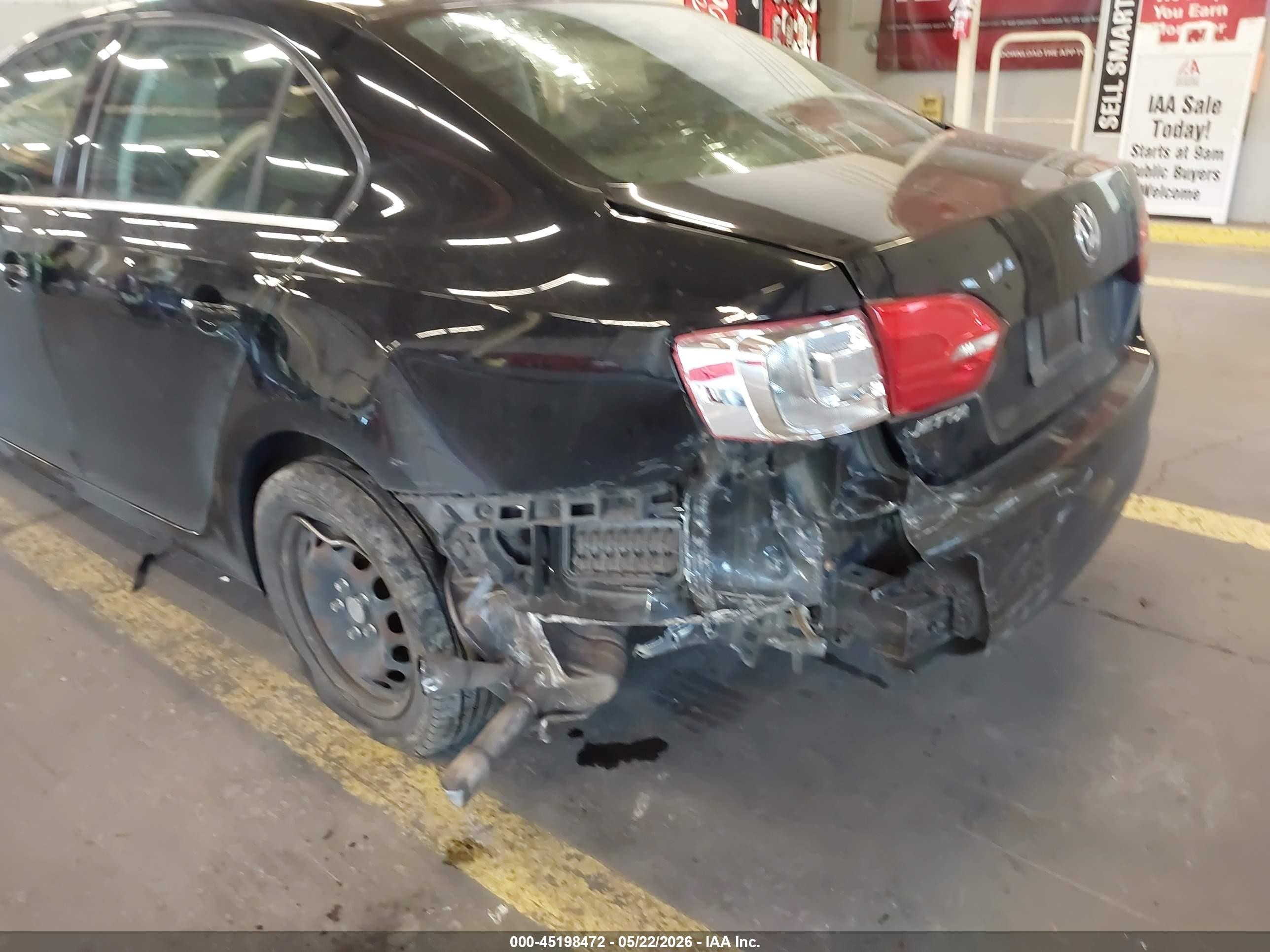 2013 Volkswagen Jetta VIN 3VWDP7AJ5DM292158 IAAI salvage auction — Rear End, Salvage (Oregon), sold $800 on 2026-07-05 (photo 6)