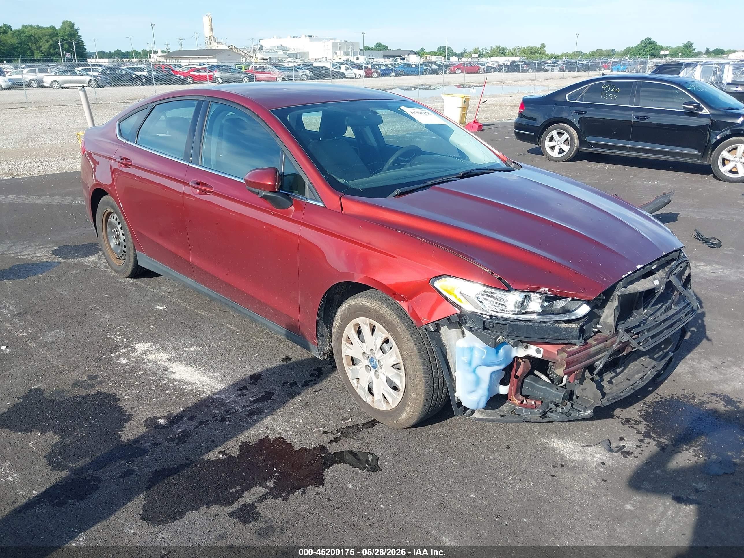 2014 Ford Fusion VIN 3FA6P0G72ER128939 IAAI salvage auction — Front End, Salvage (Illinois), sold $200 on 2026-07-10 (photo 1)