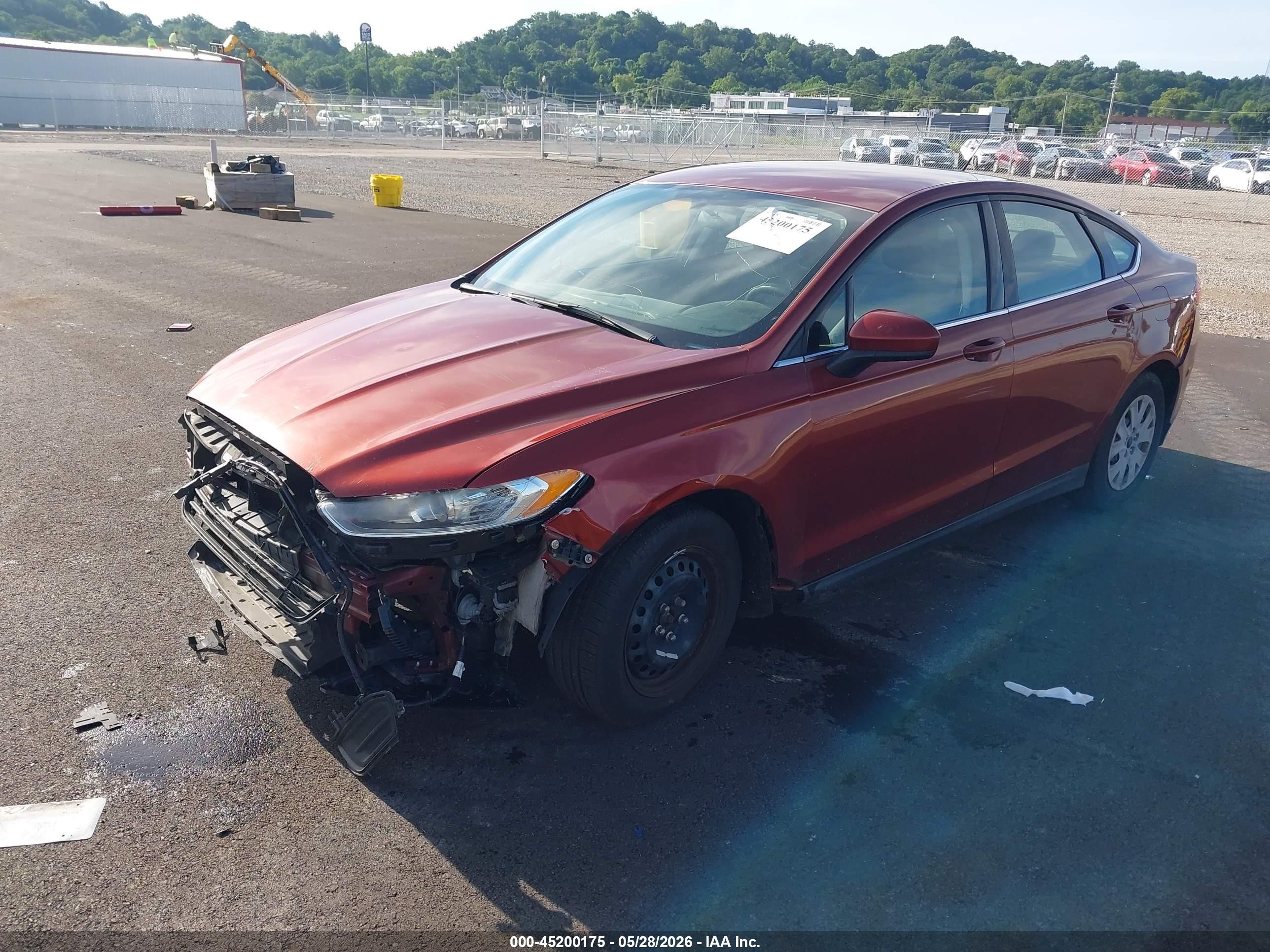 2014 Ford Fusion VIN 3FA6P0G72ER128939 IAAI salvage auction — Front End, Salvage (Illinois), sold $200 on 2026-07-10 (photo 2)