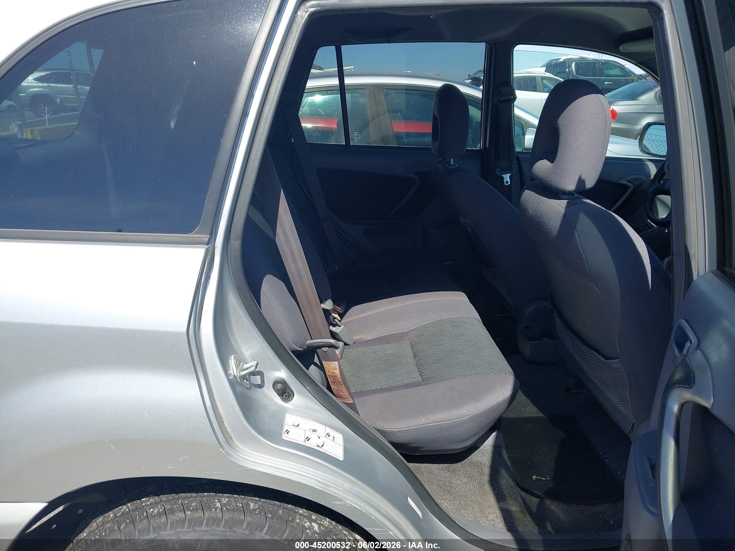 2002 Toyota RAV4 VIN JTEGH20V326005946 IAAI salvage auction — Normal Wear, Salvage (California), sold $1,700 on 2026-07-06 (photo 8)