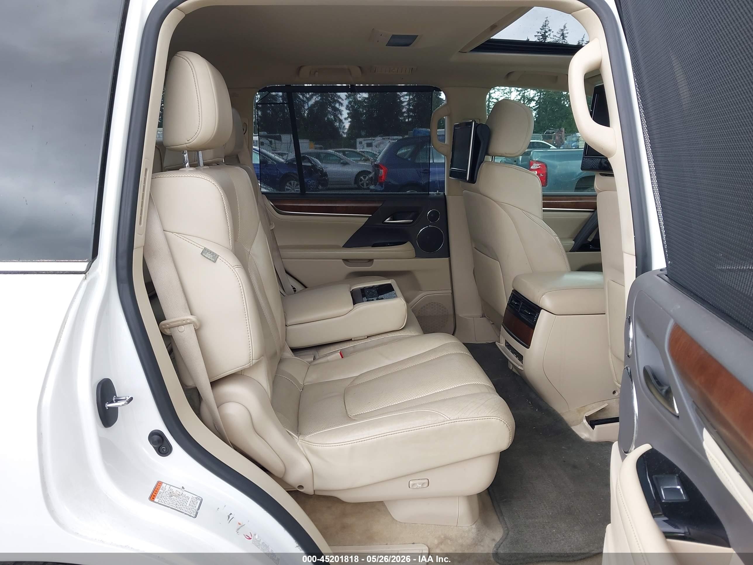 2017 Lexus LX 570 VIN JTJHY7AX1H4226727 IAAI salvage auction — Front End, Bill Of Sale (Washington), sold $33,250 on 2026-08-16 (photo 8)