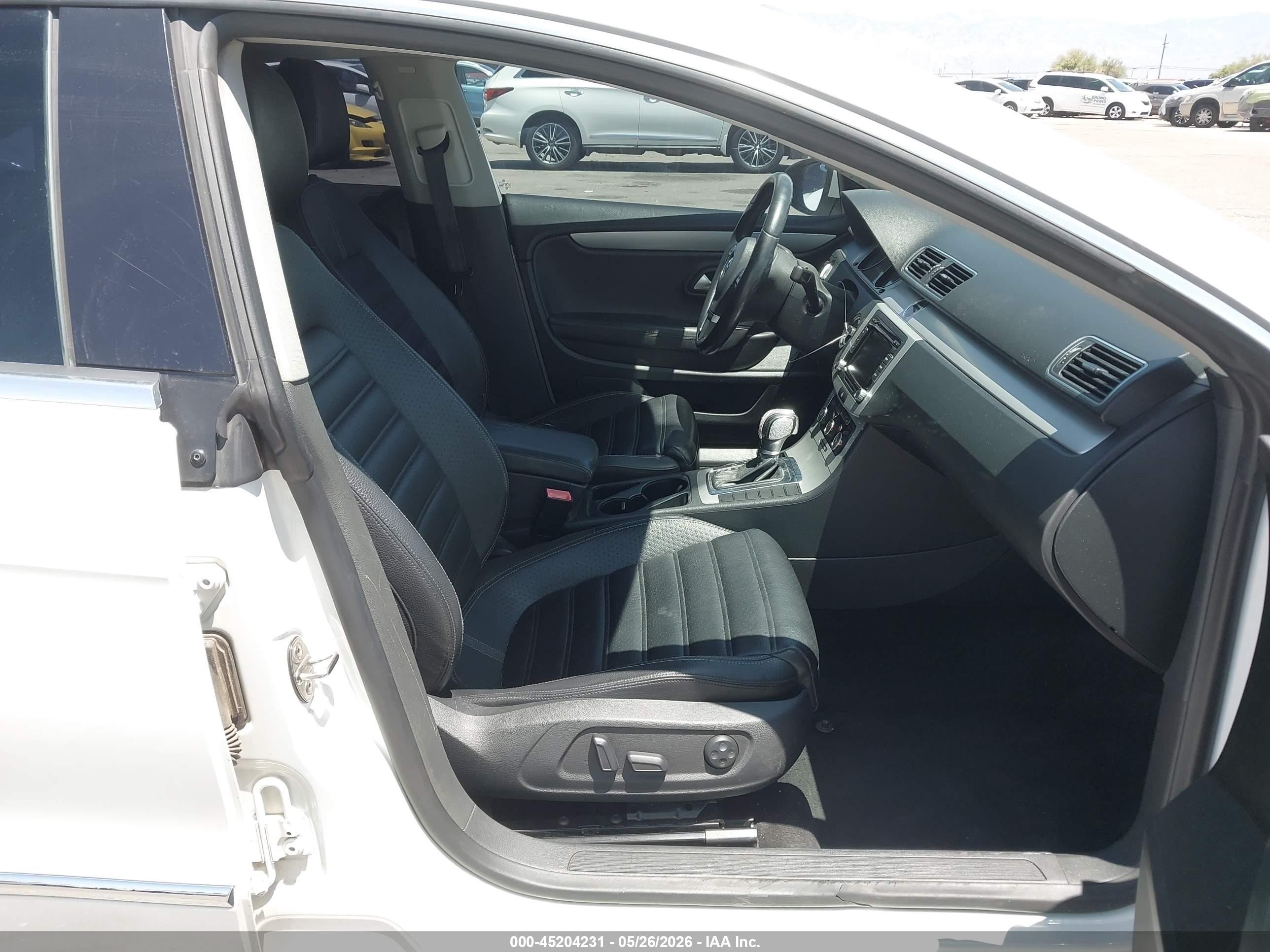 2012 Volkswagen CC VIN WVWMP7AN7CE536838 IAAI salvage auction — Side, Salvage (Arizona), sold $475 on 2026-07-09 (photo 5)