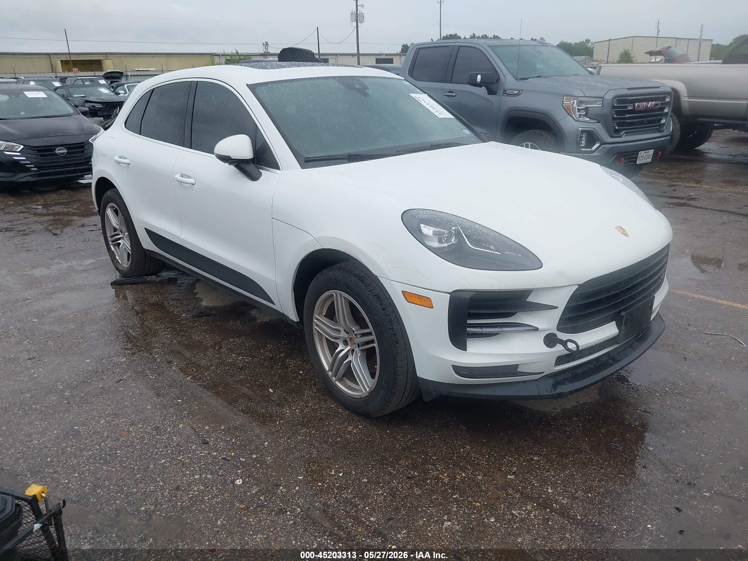 2020 Porsche Macan VIN WP1AB2A53LLB32823 IAAI salvage auction — Side, Original (Texas), sold $13,700 on 2026-07-01 (photo 1)