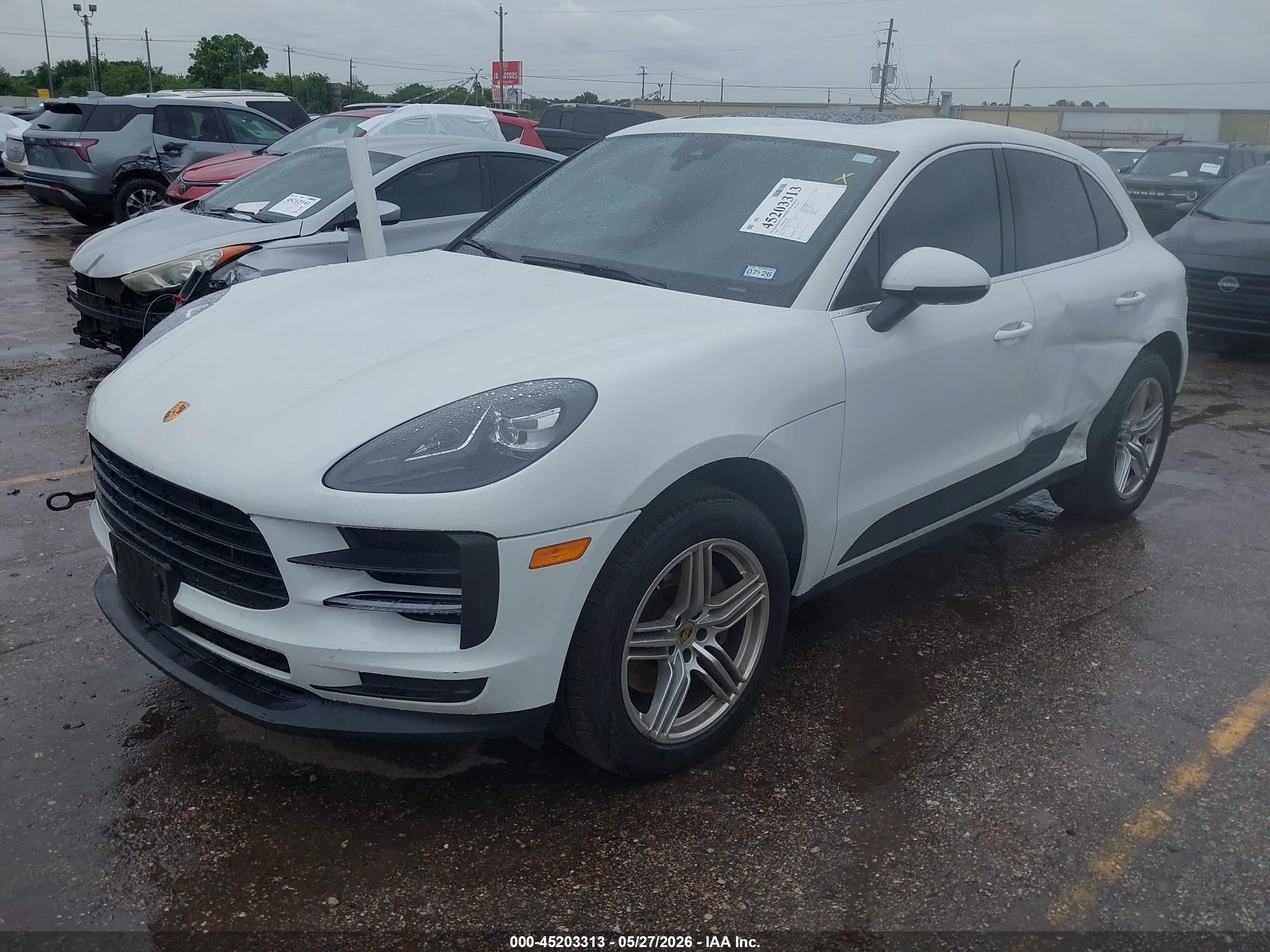 2020 Porsche Macan VIN WP1AB2A53LLB32823 IAAI salvage auction — Side, Original (Texas), sold $13,700 on 2026-07-01 (photo 2)