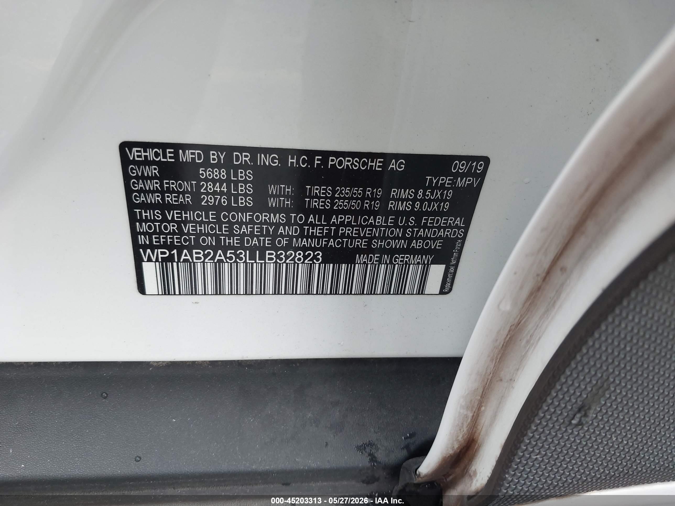 2020 Porsche Macan VIN WP1AB2A53LLB32823 IAAI salvage auction — Side, Original (Texas), sold $13,700 on 2026-07-01 (photo 9)