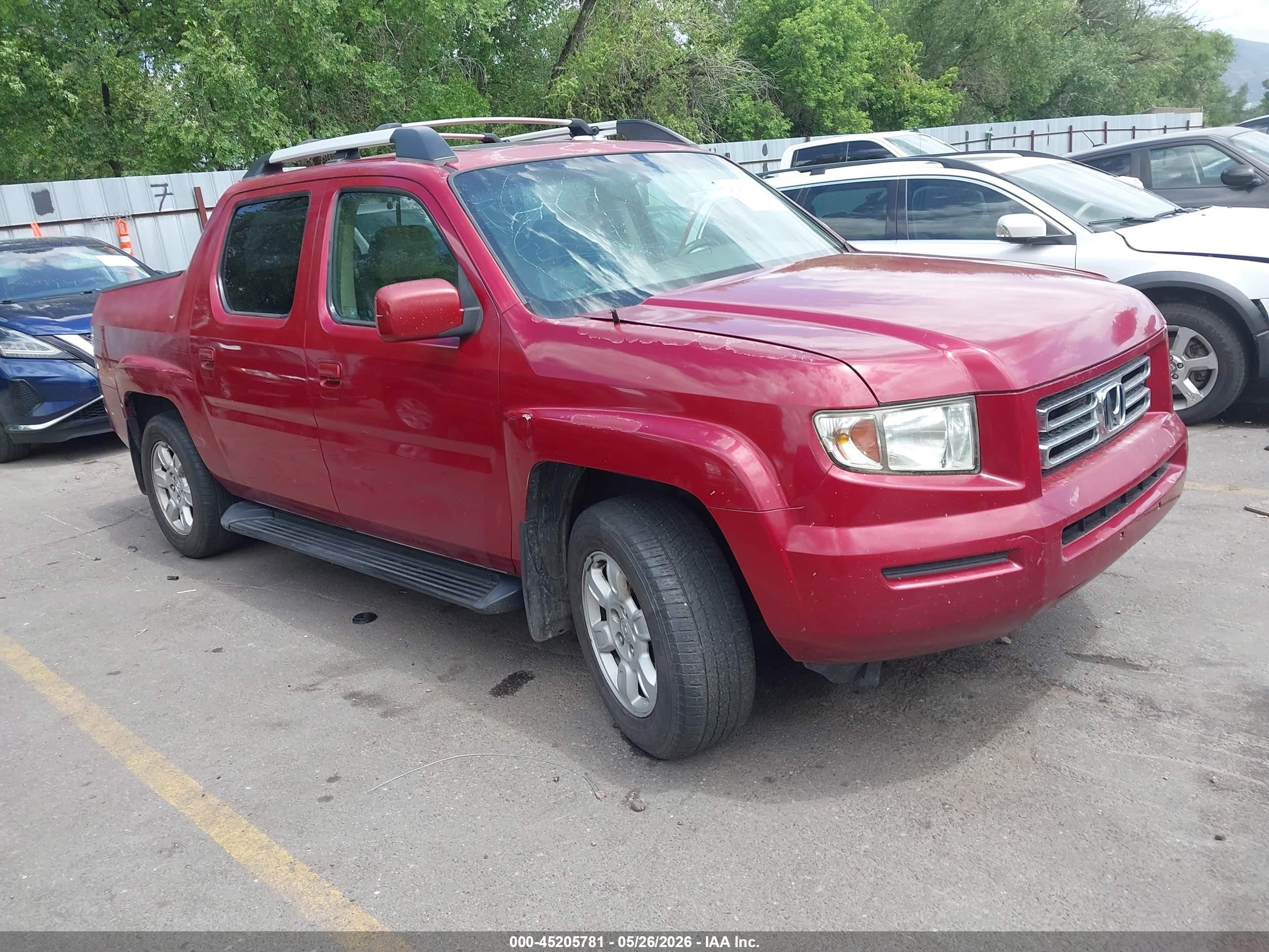 2006 Honda Ridgeline VIN 2HJYK16566H530544 IAAI salvage auction — Front & Rear, Salvage (Utah), sold $275 on 2026-07-09 (photo 1)