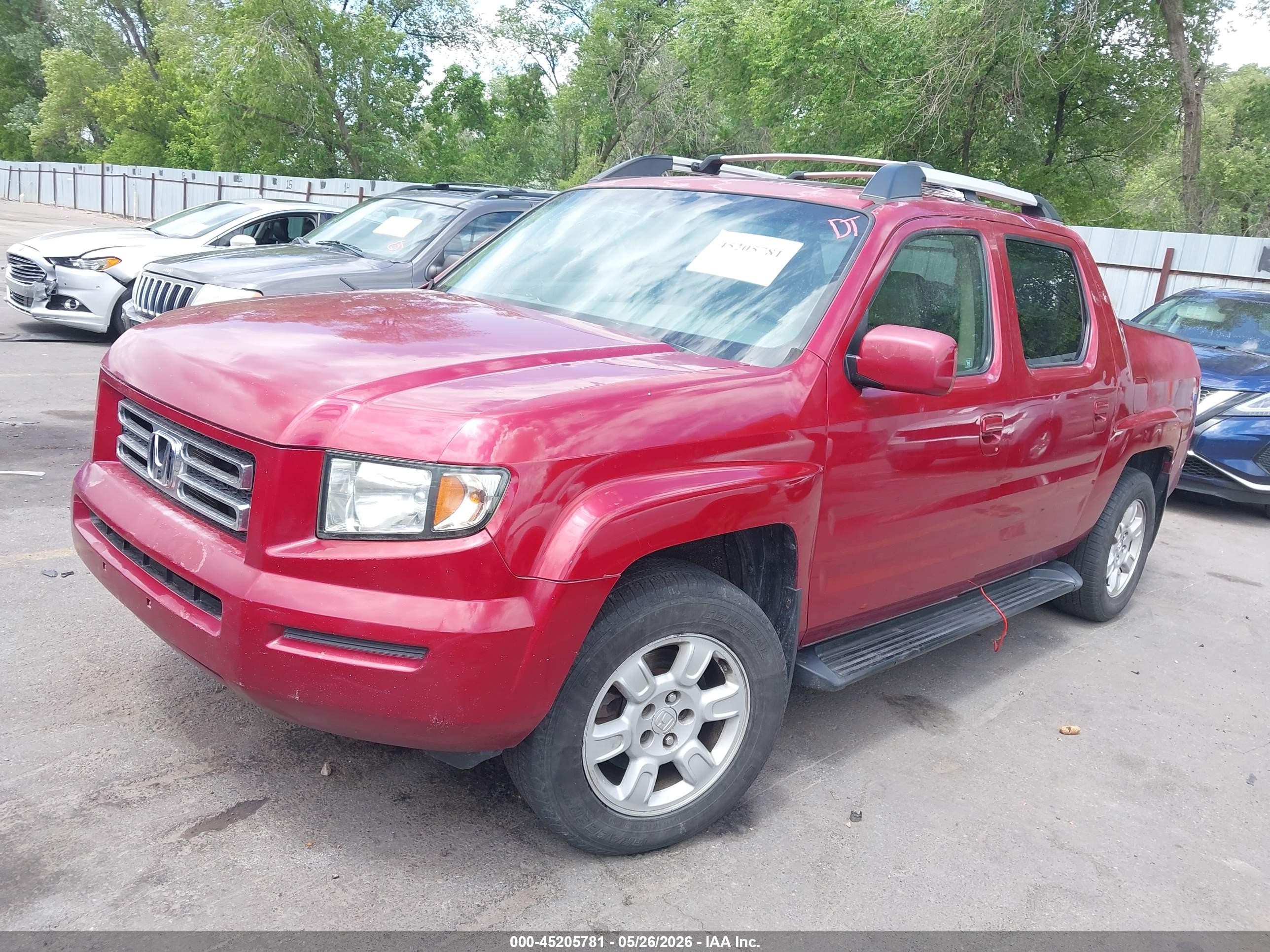 2006 Honda Ridgeline VIN 2HJYK16566H530544 IAAI salvage auction — Front & Rear, Salvage (Utah), sold $275 on 2026-07-09 (photo 2)