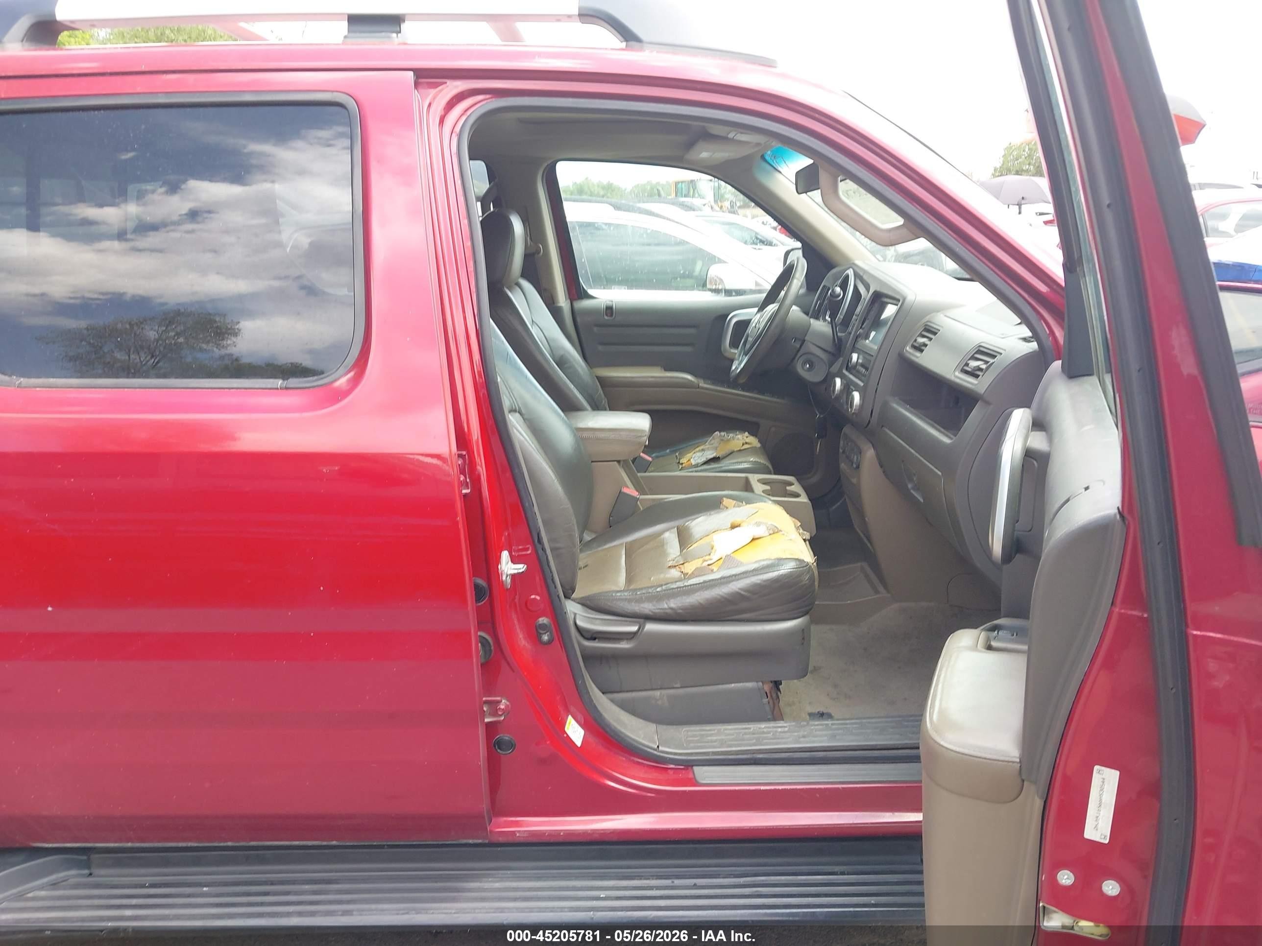 2006 Honda Ridgeline VIN 2HJYK16566H530544 IAAI salvage auction — Front & Rear, Salvage (Utah), sold $275 on 2026-07-09 (photo 5)