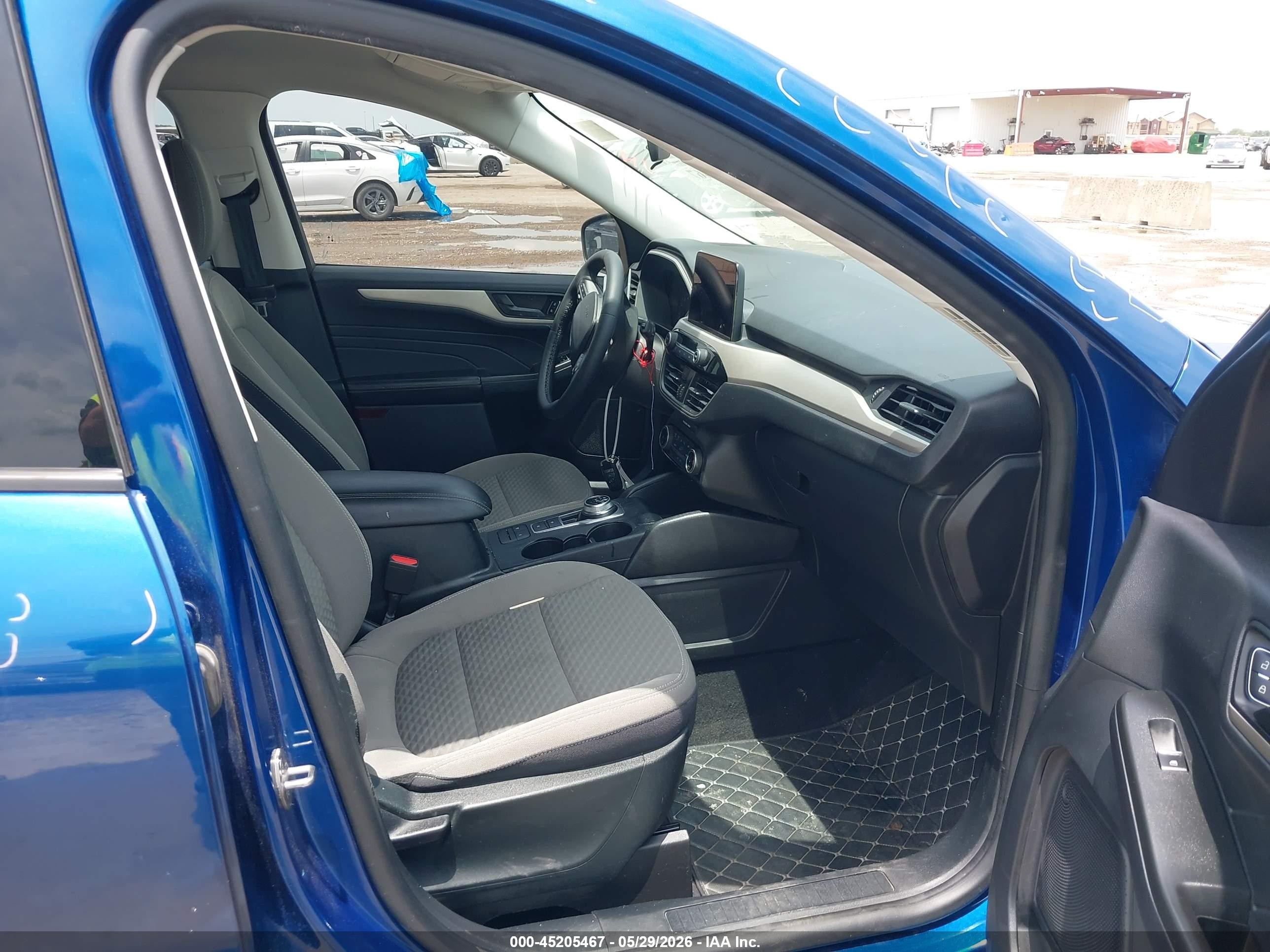 2022 Ford Escape VIN 1FMCU0G69NUA90112 IAAI salvage auction — Hail, Original (Texas), sold $2,750 on 2026-09-02 (photo 5)