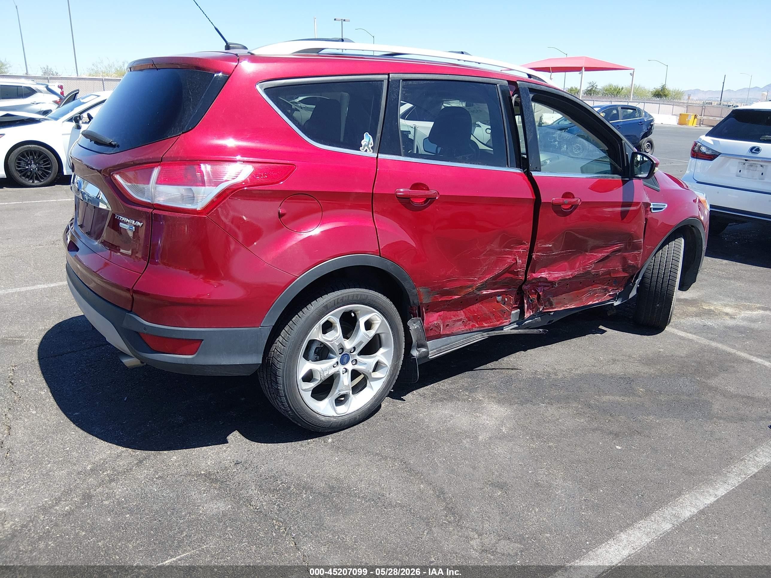 2015 Ford Escape VIN 1FMCU9J99FUC43015 IAAI salvage auction — Side, Salvage (Utah), sold $1,800 on 2026-07-10 (photo 4)