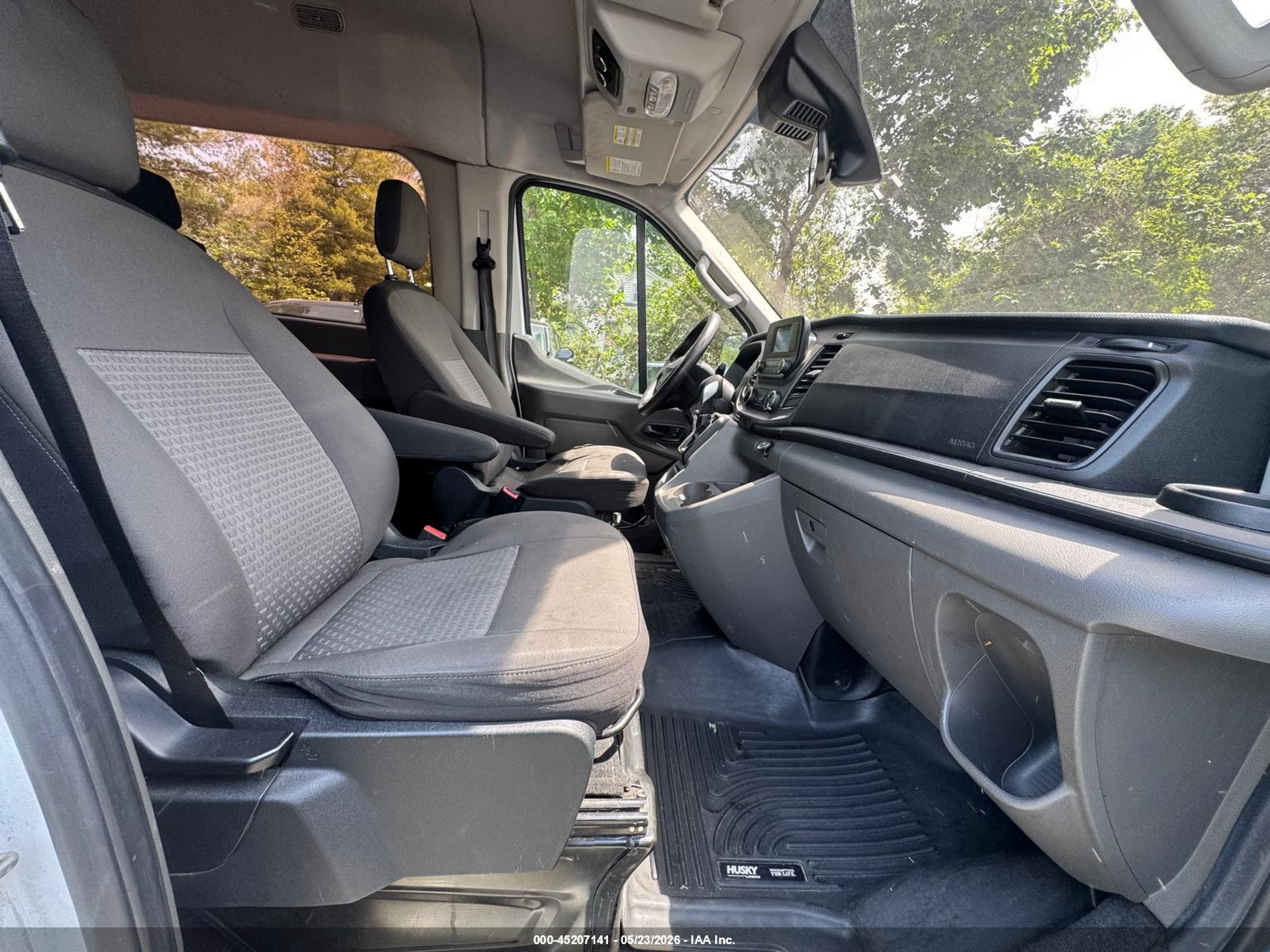 2020 Ford Transit VIN 1FBAX2C83LKA43287 IAAI salvage auction — Unknown, Clear (New York), sold $5,725 on 2026-07-01 (photo 5)