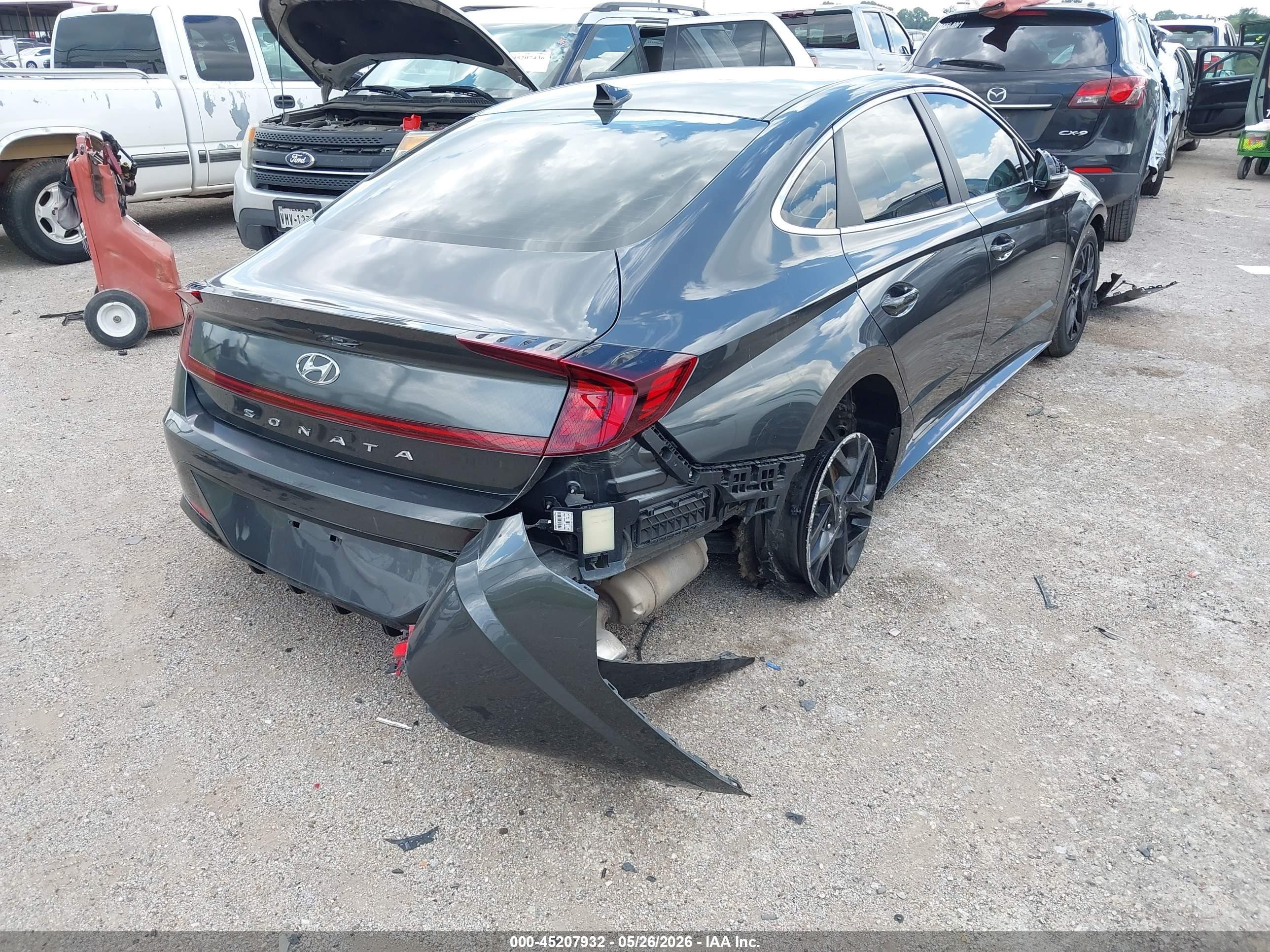 2022 Hyundai Sonata VIN KMHL64JA5NA213145 IAAI salvage auction — Front & Rear, Salvage (Texas), sold $2,750 on 2026-07-12 (photo 4)