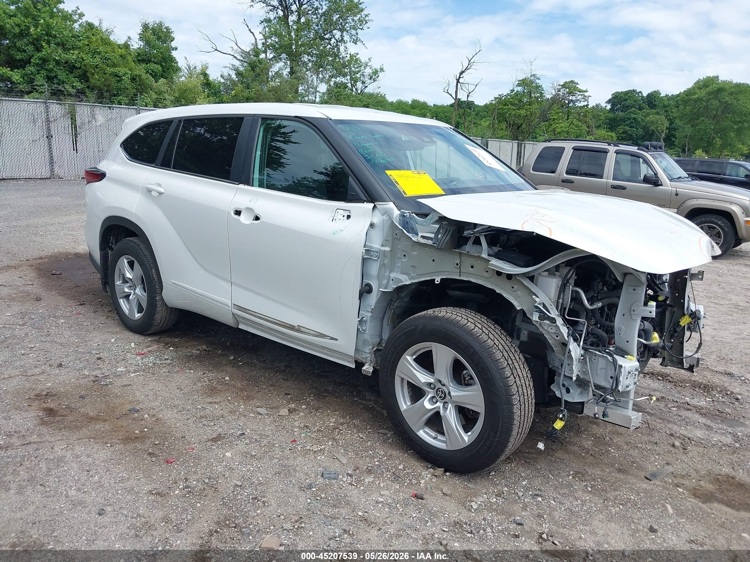 2023 Toyota Highlander VIN 5TDKDRBH8PS029497 — IAAI salvage auction photo
