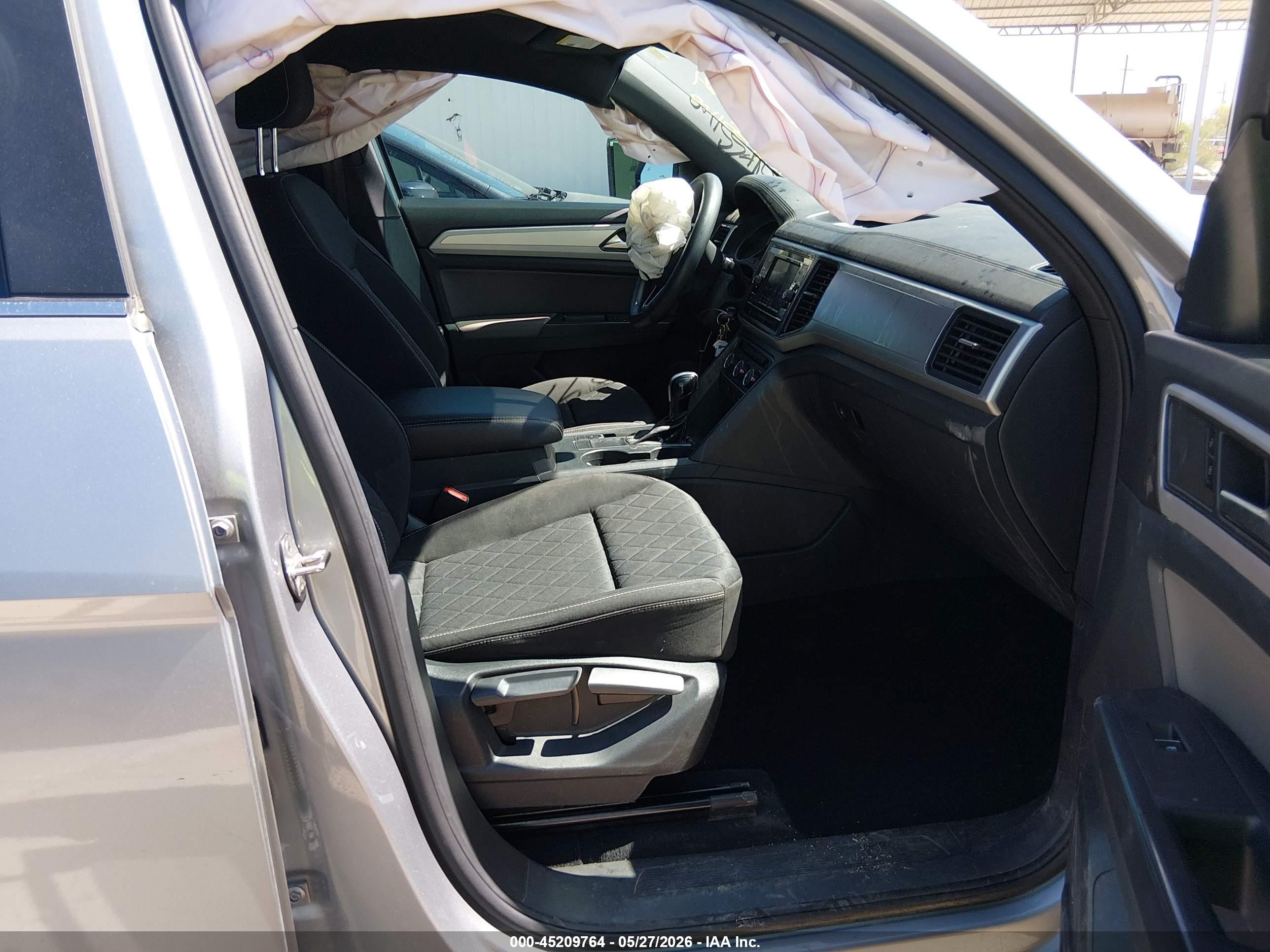 2021 Volkswagen Atlas Cross Sport VIN 1V2AC2CA4MC220241 IAAI salvage auction — Front End, Salvage (Arizona), sold $4,200 on 2026-07-09 (photo 5)
