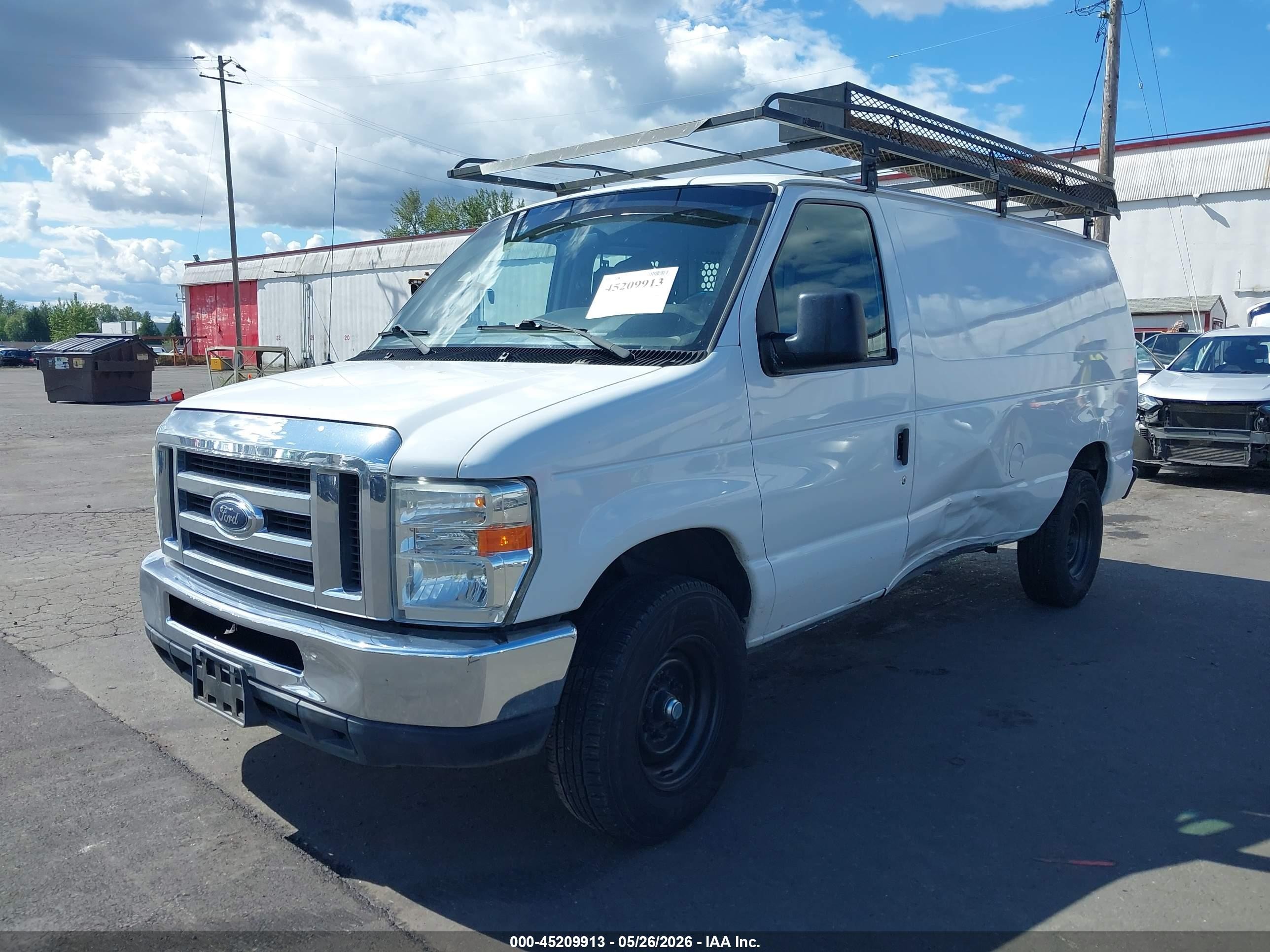 2013 Ford E-250 VIN 1FTNE2EW6DDA47306 IAAI salvage auction — Side, Salvage (Oregon), sold $1,300 on 2026-07-03 (photo 2)