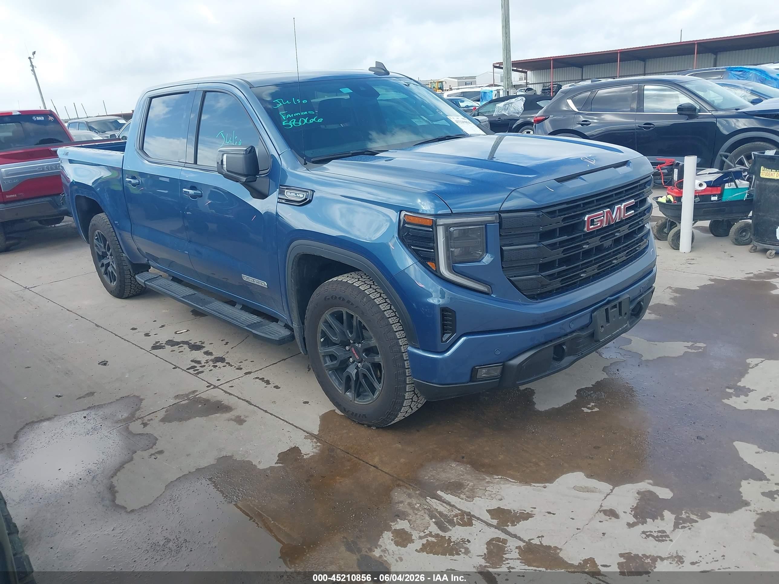 2025 GMC Sierra 1500 VIN 1GTUUCED9SZ278199 — IAAI salvage auction photo