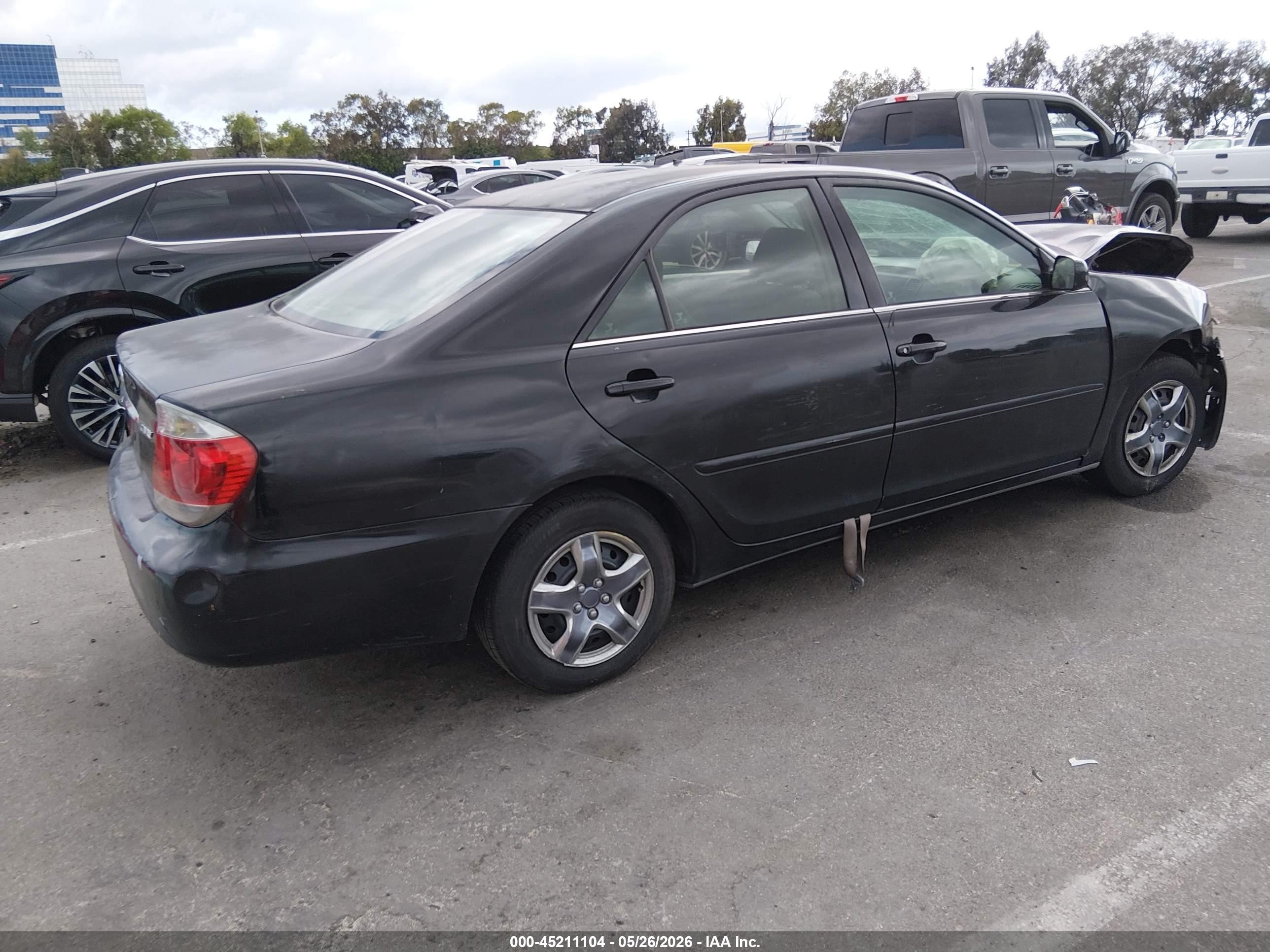2006 Toyota Camry VIN 4T1BE32K26U149274 IAAI salvage auction — Normal Wear, Clear - Dealer Only (California), sold $400 on 2026-07-02 (photo 4)