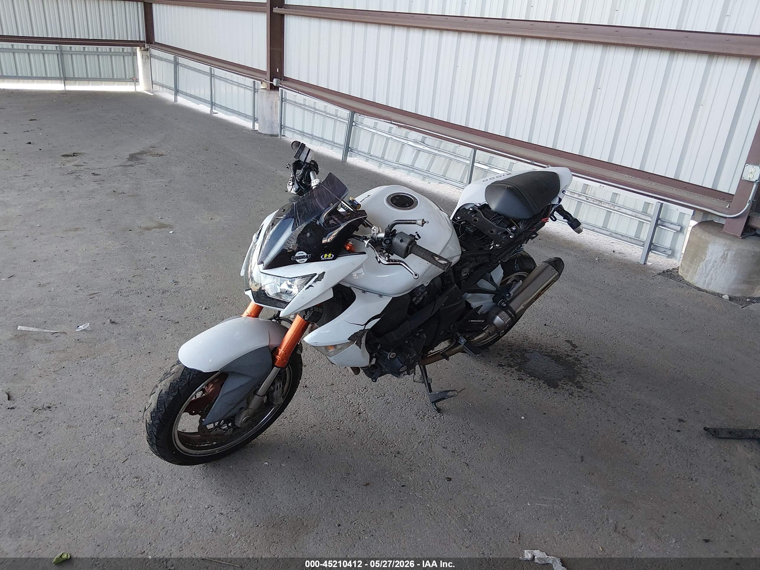 2008 Kawasaki Zr1000 VIN JKAZRCB168A018264 IAAI salvage auction — Side, Salvage (Missouri), sold $1,700 on 2026-07-01 (photo 2)
