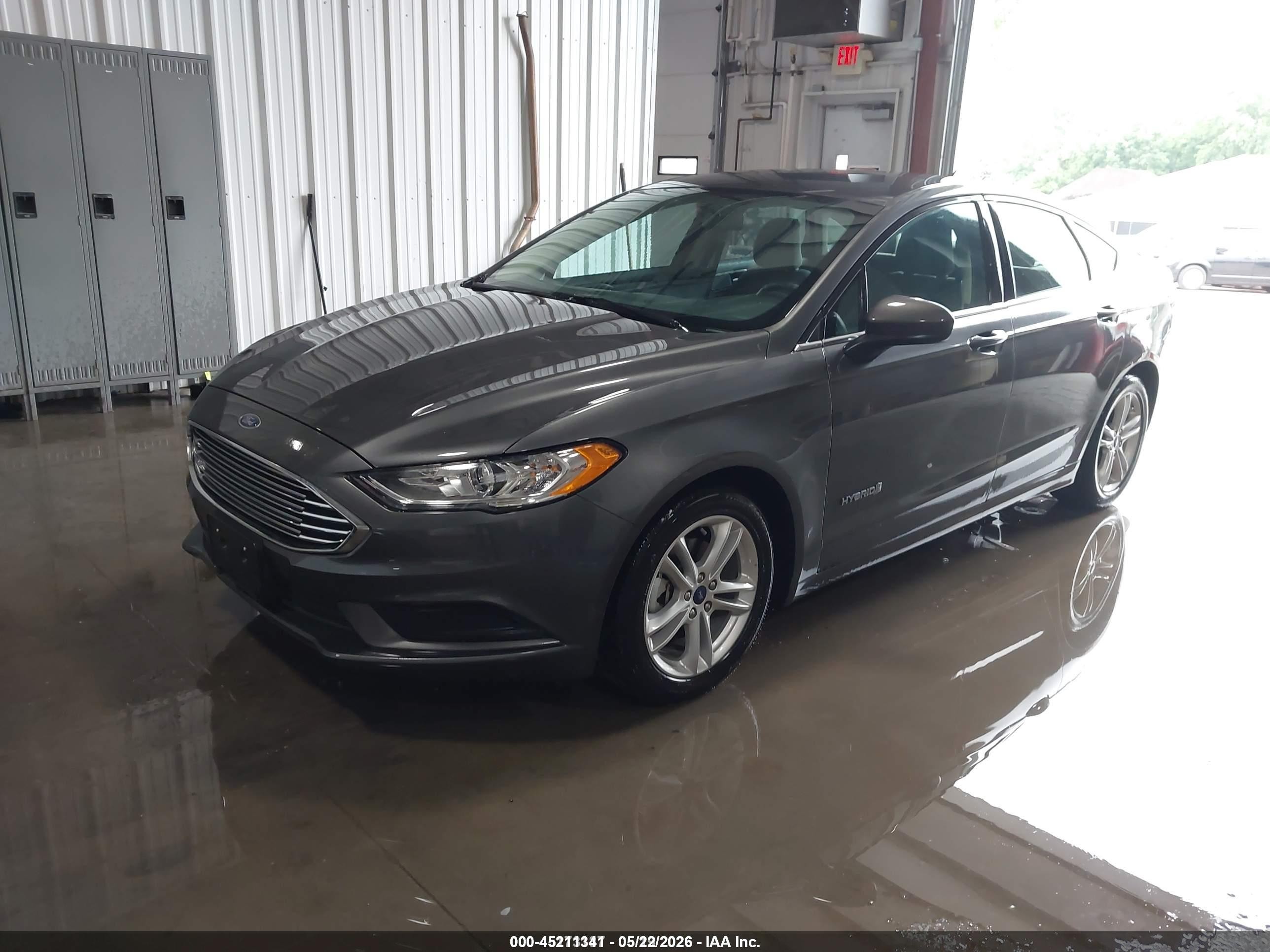 2018 Ford Fusion VIN 3FA6P0UU1JR123008 IAAI salvage auction — Side, SF97 (Kansas), sold $13,450 on 2026-07-09 (photo 2)