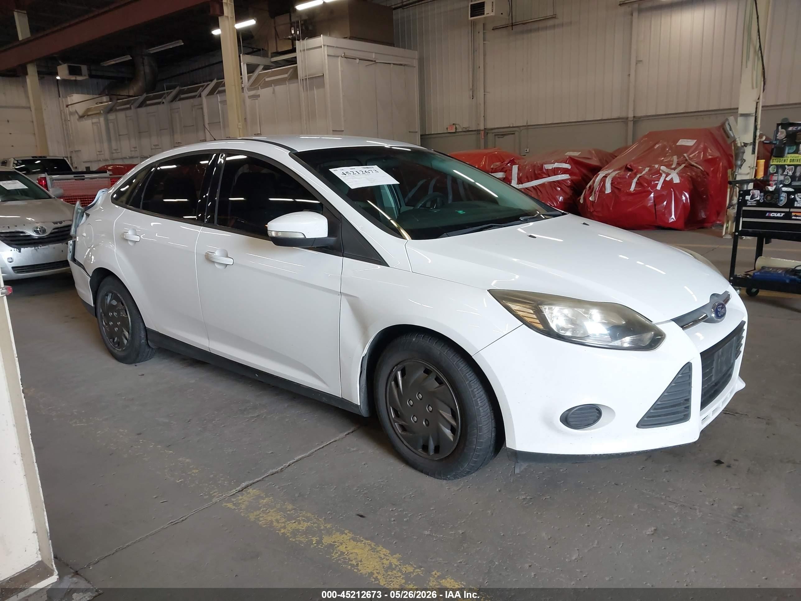 2013 Ford Focus VIN 1FADP3F25DL382253 IAAI salvage auction — Rear End, Salvage (Oregon), sold $100 on 2026-07-09 (photo 1)