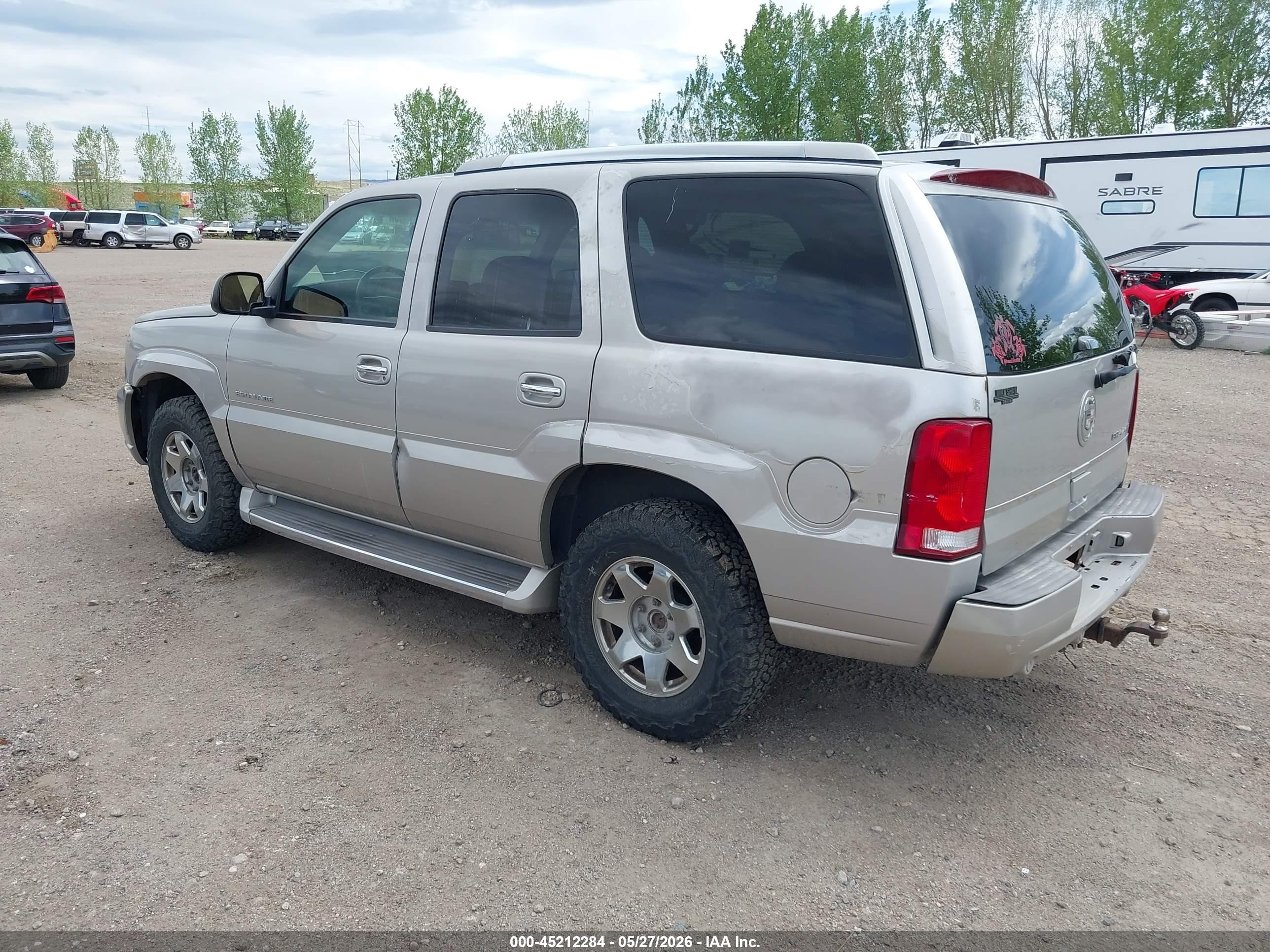 2005 Cadillac Escalade VIN 1GYEK63N75R188507 IAAI salvage auction — Front End, Clear (Wyoming), sold $500 on 2026-09-13 (photo 3)