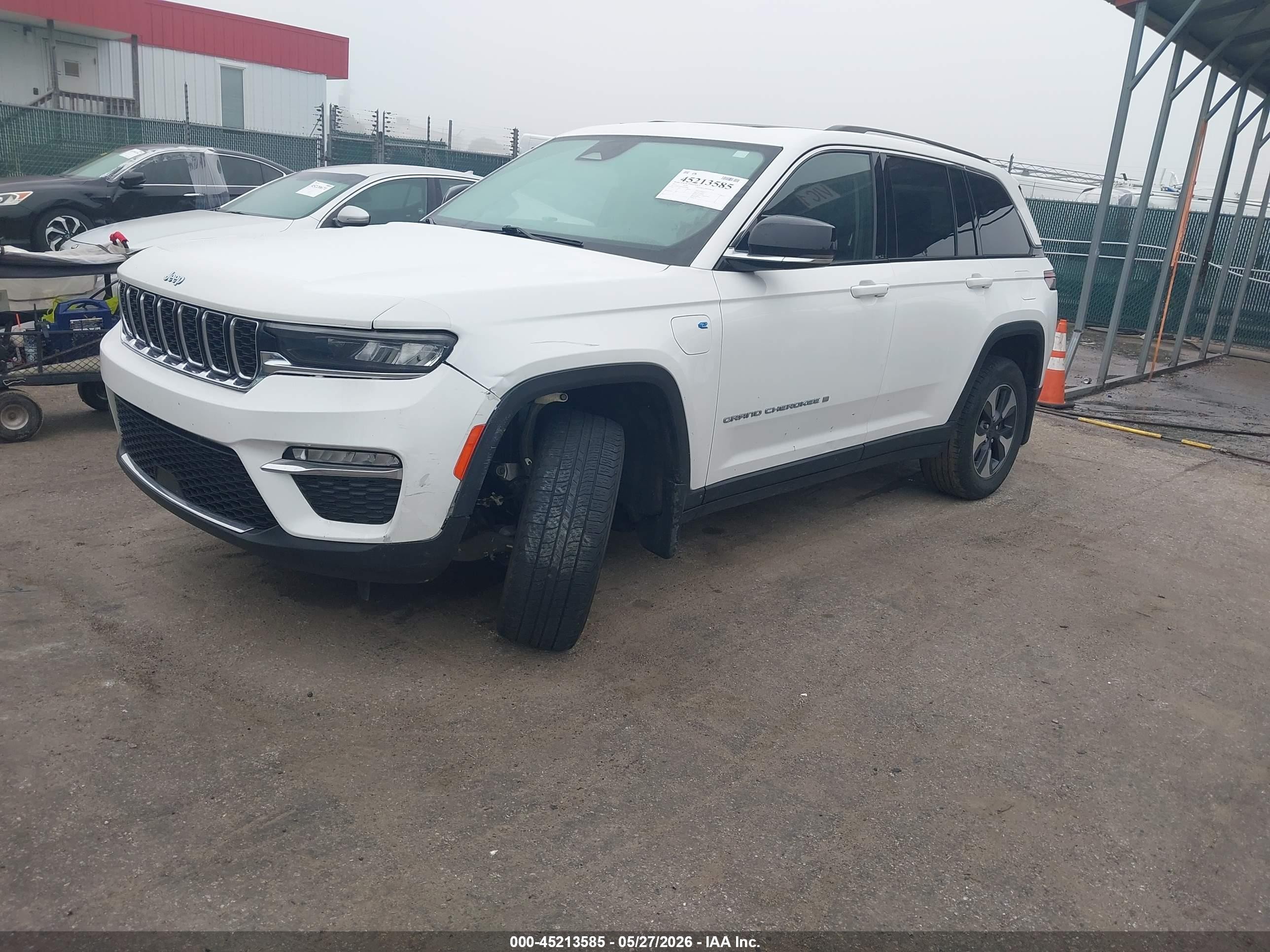 2022 Jeep Grand cherokee VIN 1C4RJYB6XN8758408 IAAI salvage auction — Unknown, Salvage - Greater Than 75% (Maryland), sold $13,600 on 2026-09-04 (photo 2)